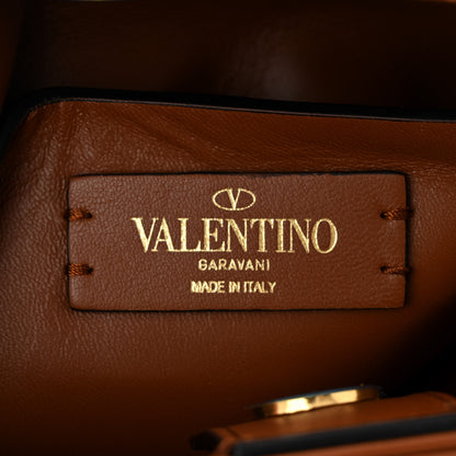 Valentino Garavani Denim Small Roman Stud The Handle Bag Light Denim Selleria 6 of 9