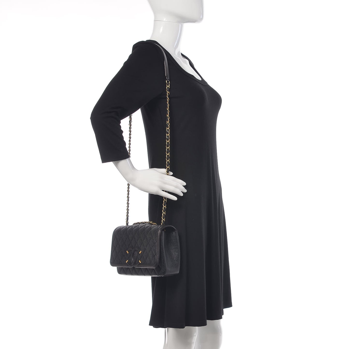 Caviar Quilted Medium CC Filigree Flap Black