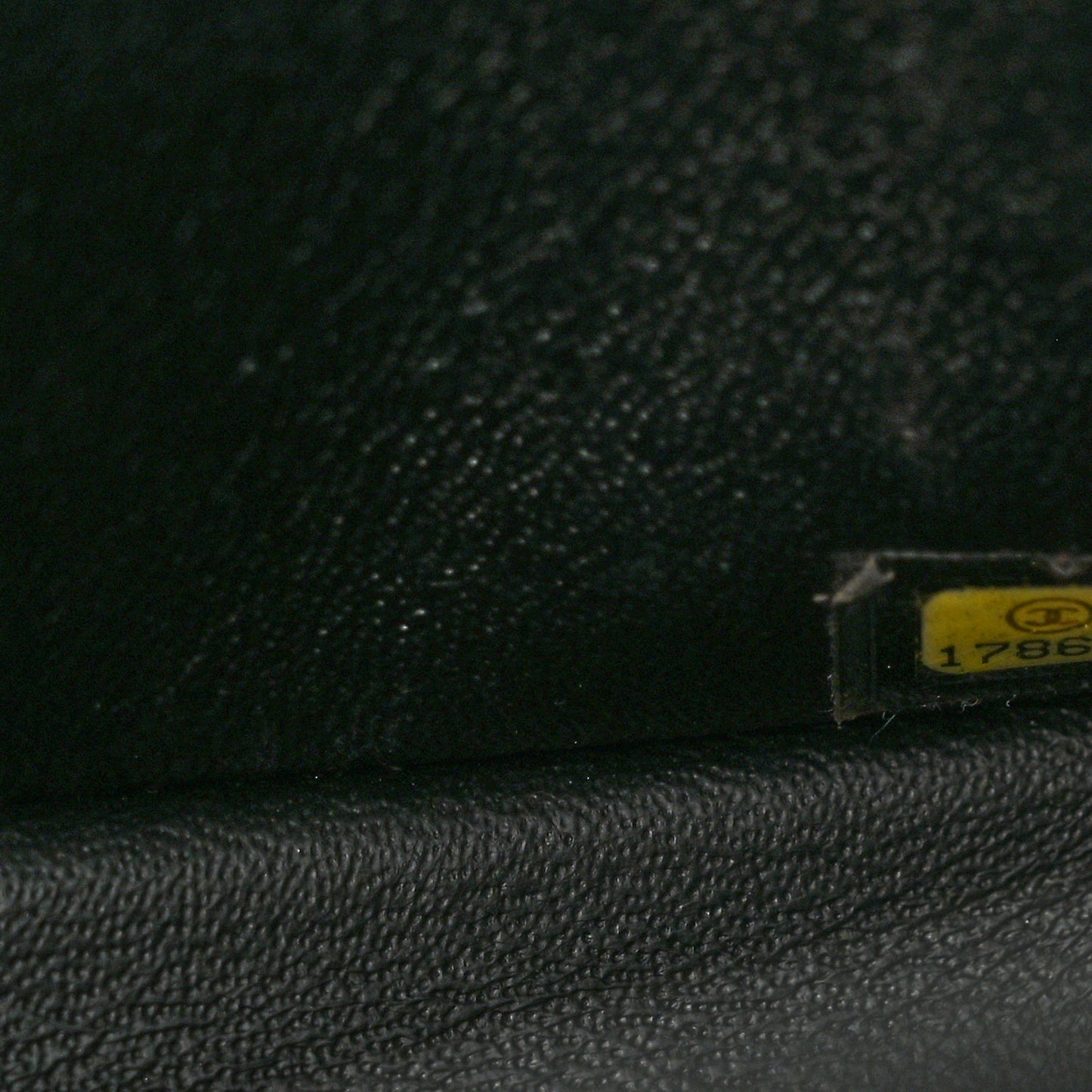 Lambskin Quilted Jumbo Double Flap So Black