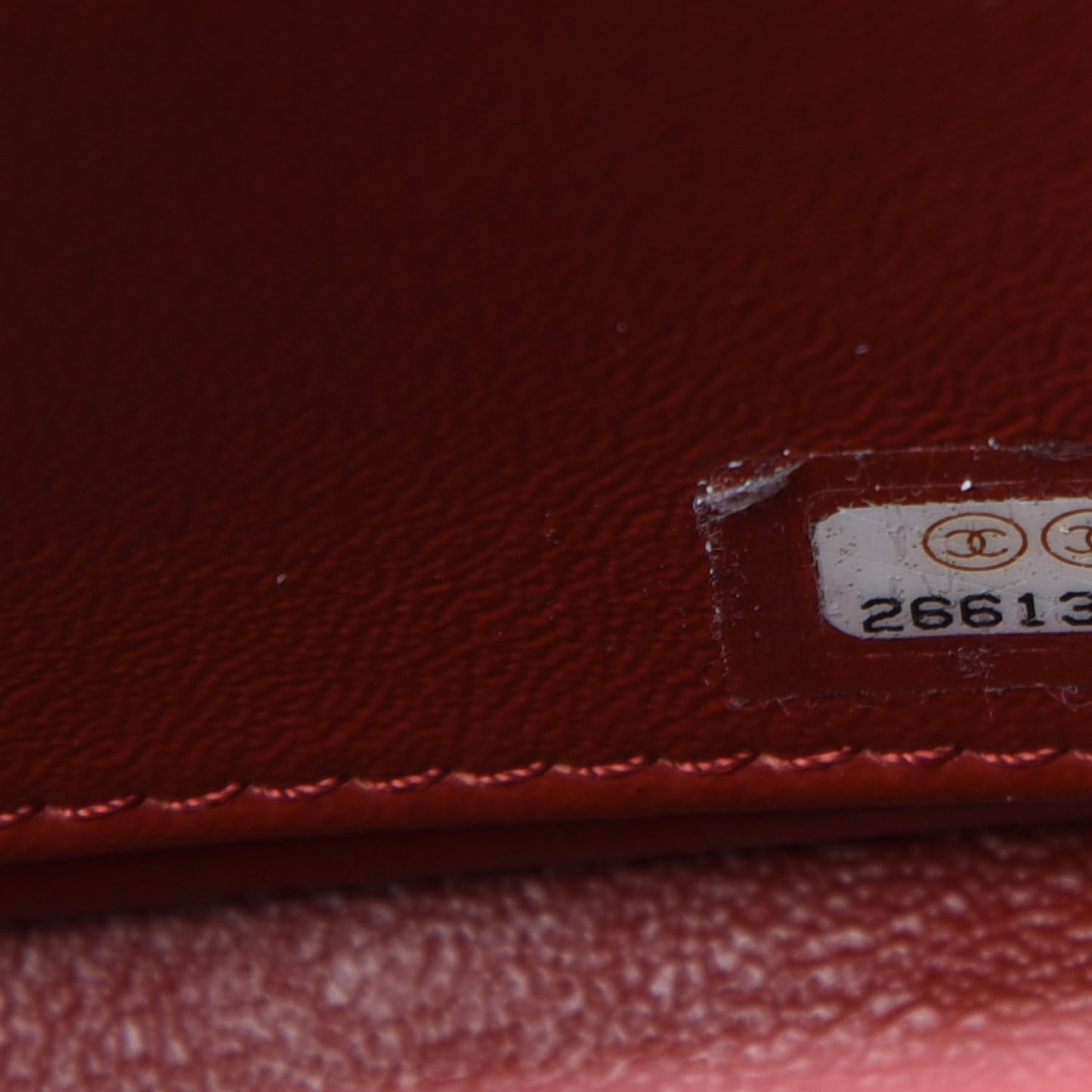 Caviar Quilted Medium Business Affinity Flap Red