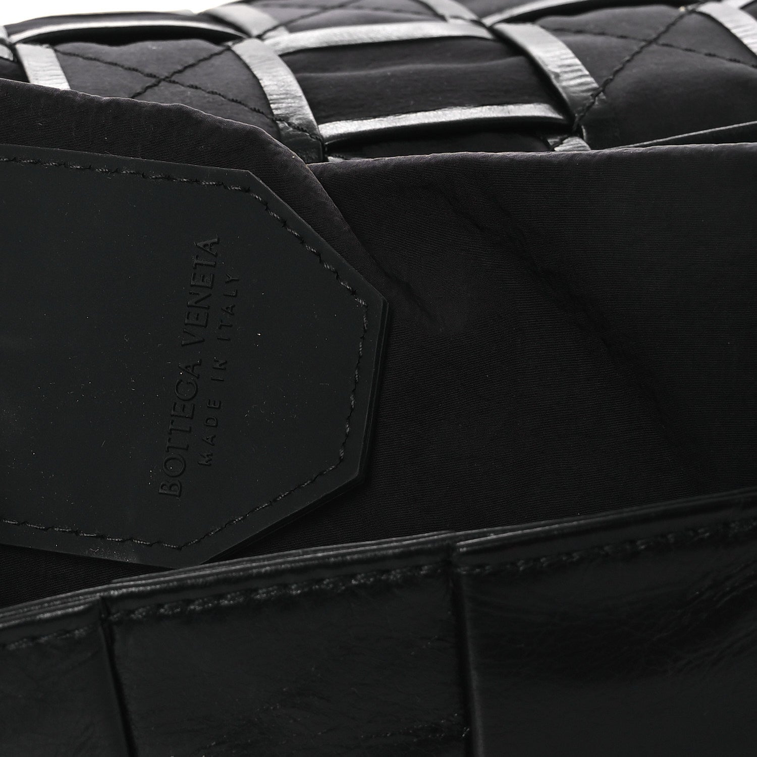Bottega Veneta Paper Calfskin Maxi Intrecciato Small Cassette Crossbody Bag Black 5 of 13