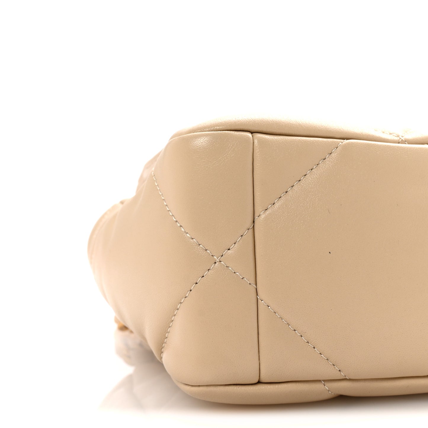 Lambskin Quilted Medium Chanel 19 Flap Beige