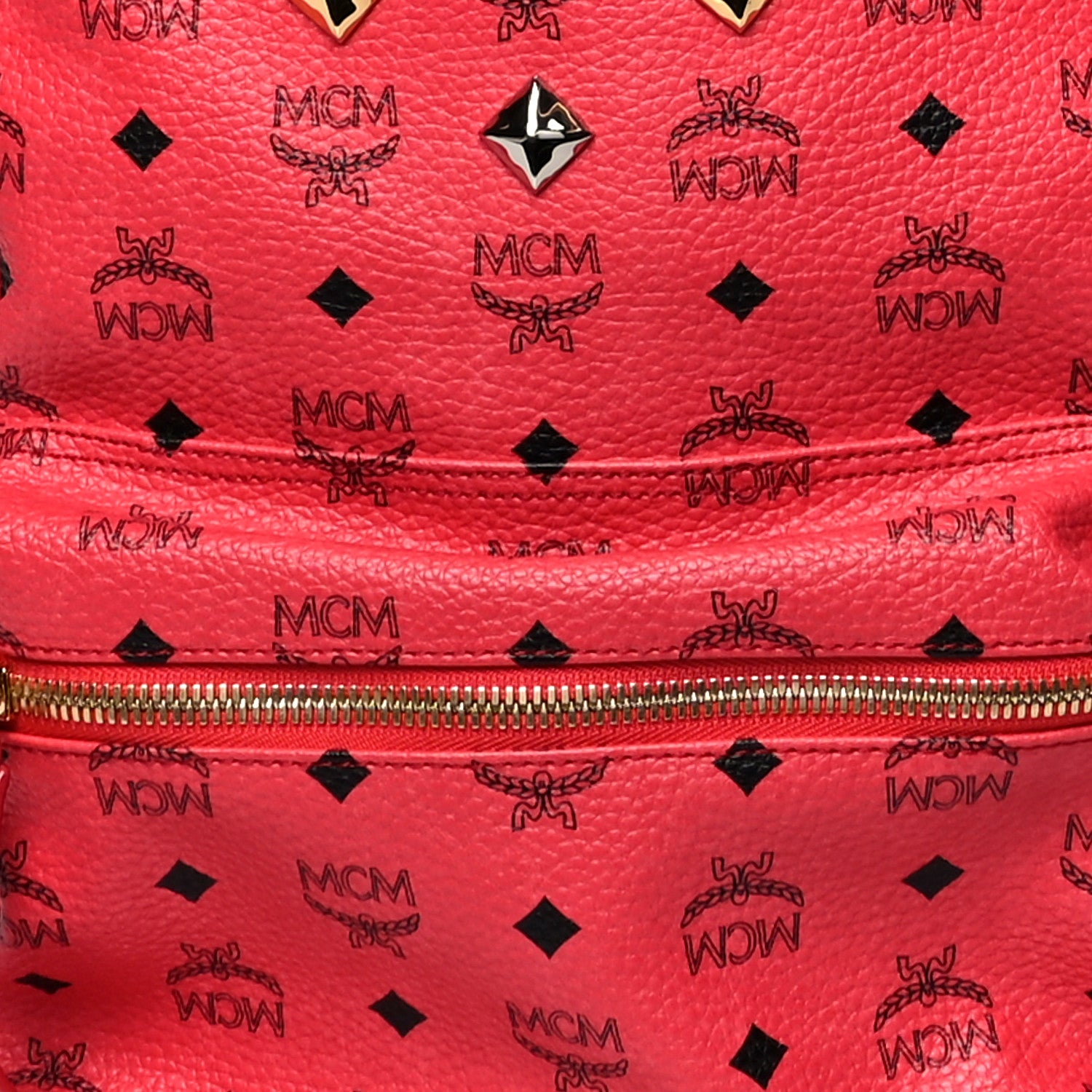 MCM Visetos Medium Sprinkle Stud Stark Backpack Corail 8 of 15