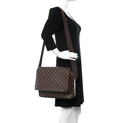 Louis Vuitton Damier Ebene Shelton MM 2 of 10