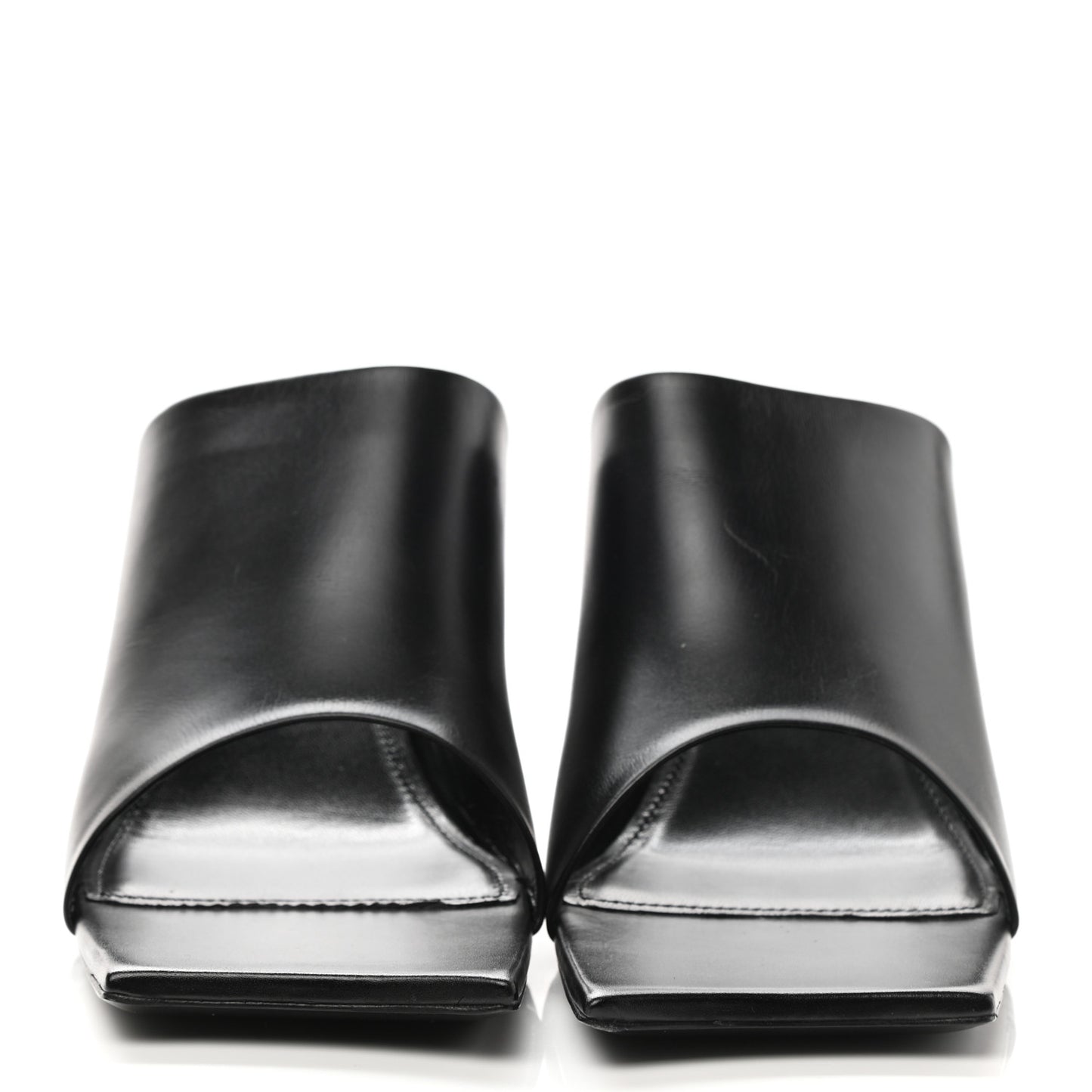Smooth Calfskin Moon 60mm Sandals 38 Black