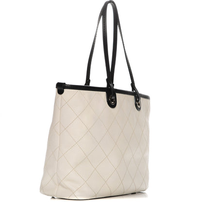 Chanel Grained Calfskin Shopping Fever Tote White 3 of 7