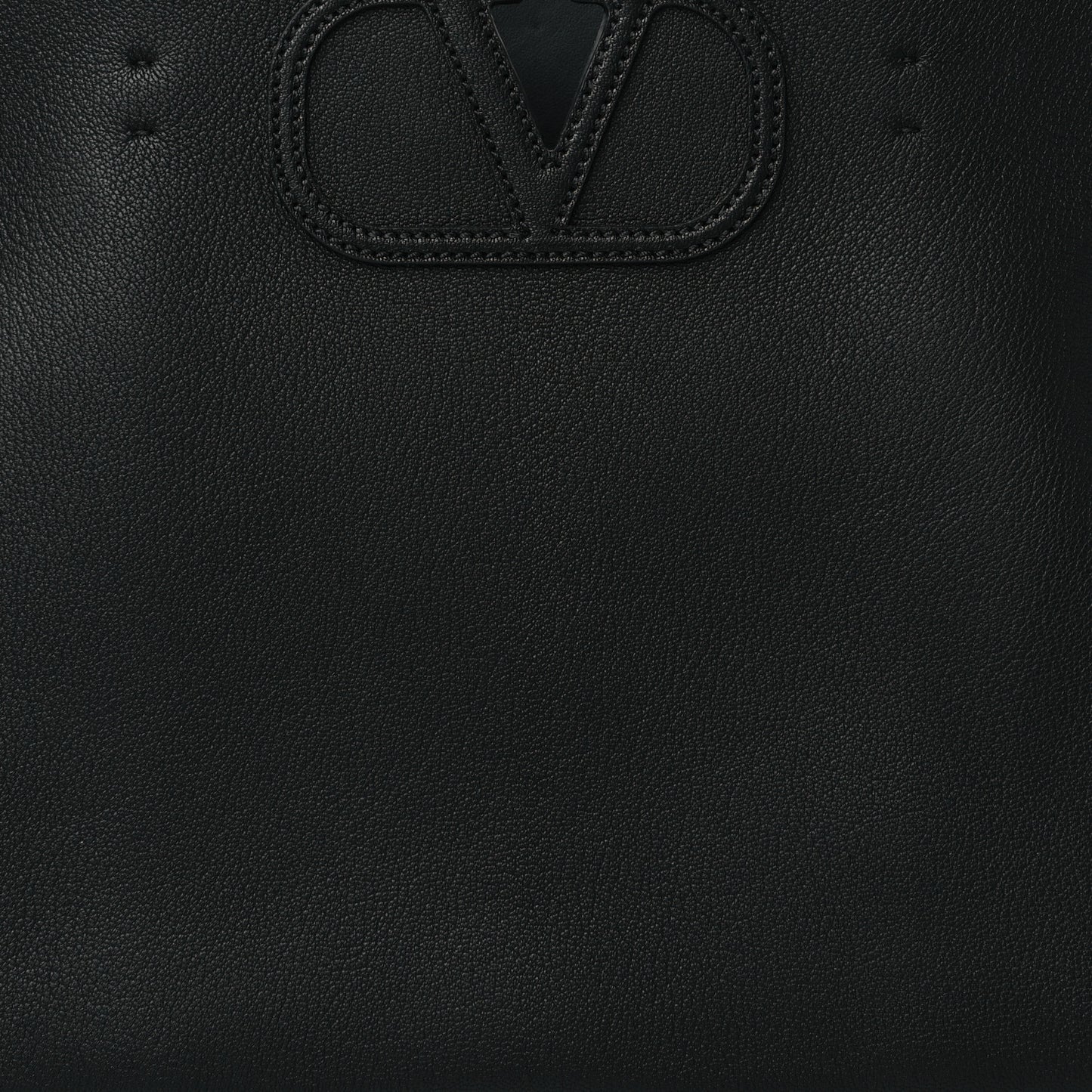 Calfskin Large Vlogo Tote Black