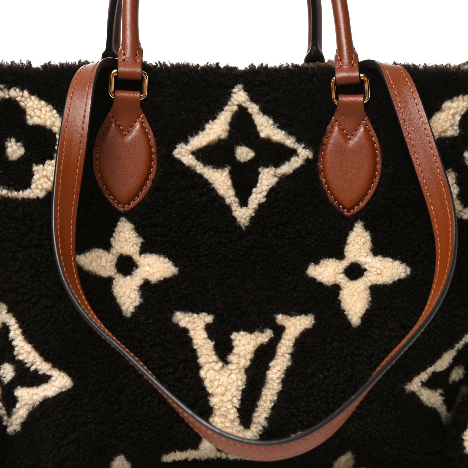 ルイヴィトン size8 Louis Vuitton Shearling Monogram Giant Teddy Onthego GM Black