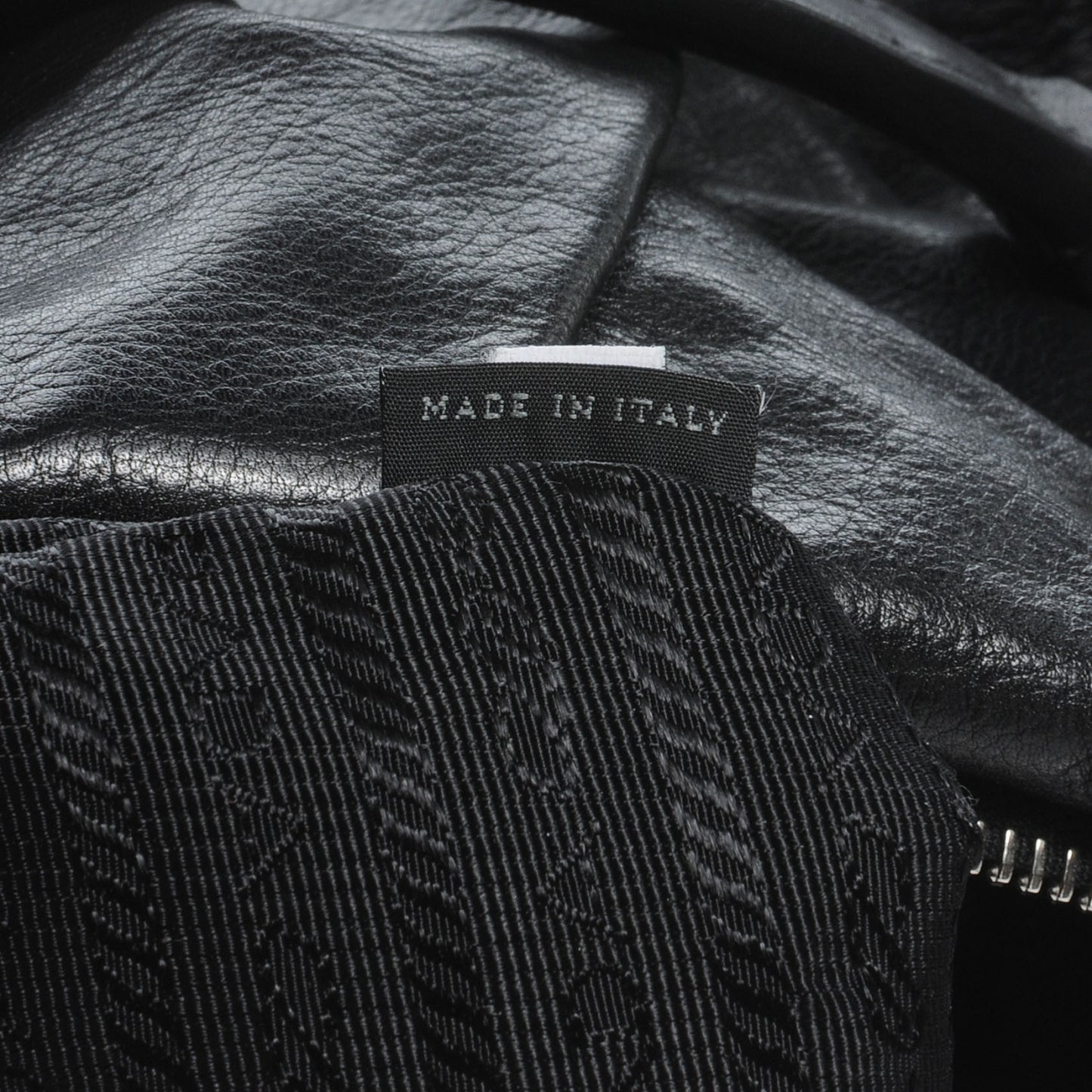 Soft Calf Pleated Hobo Nero Black