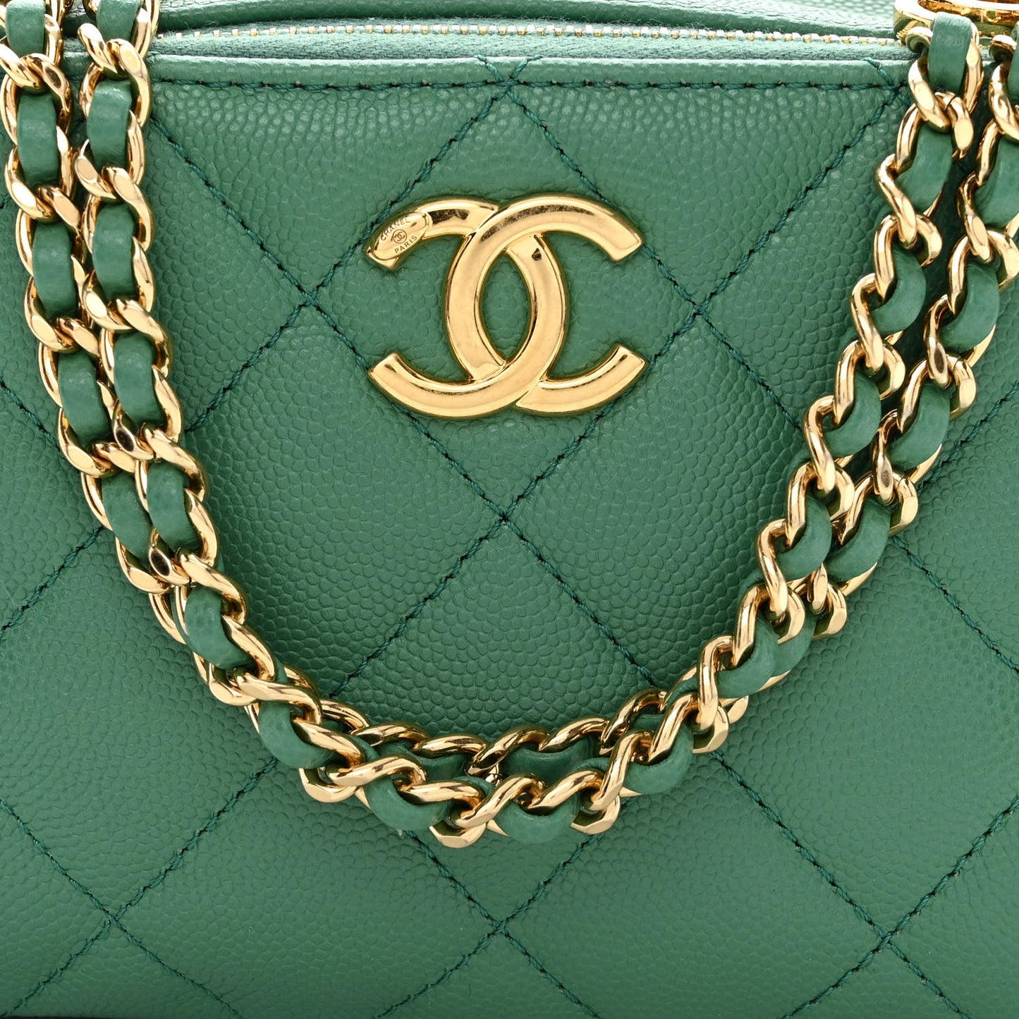 Caviar Quilted Mini CC You Camera Case Dark Green