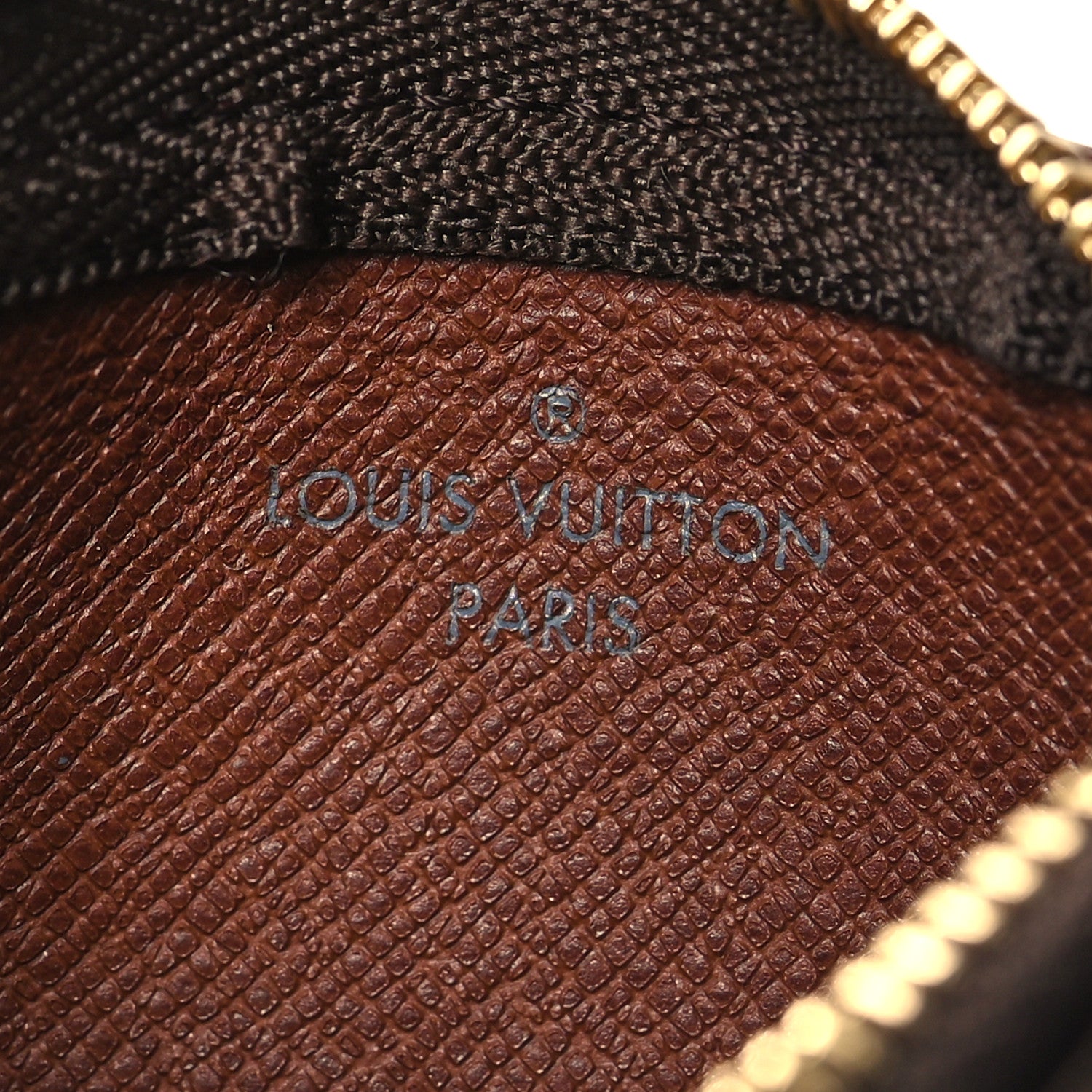 Louis Vuitton Monogram Key Pouch 6 of 8