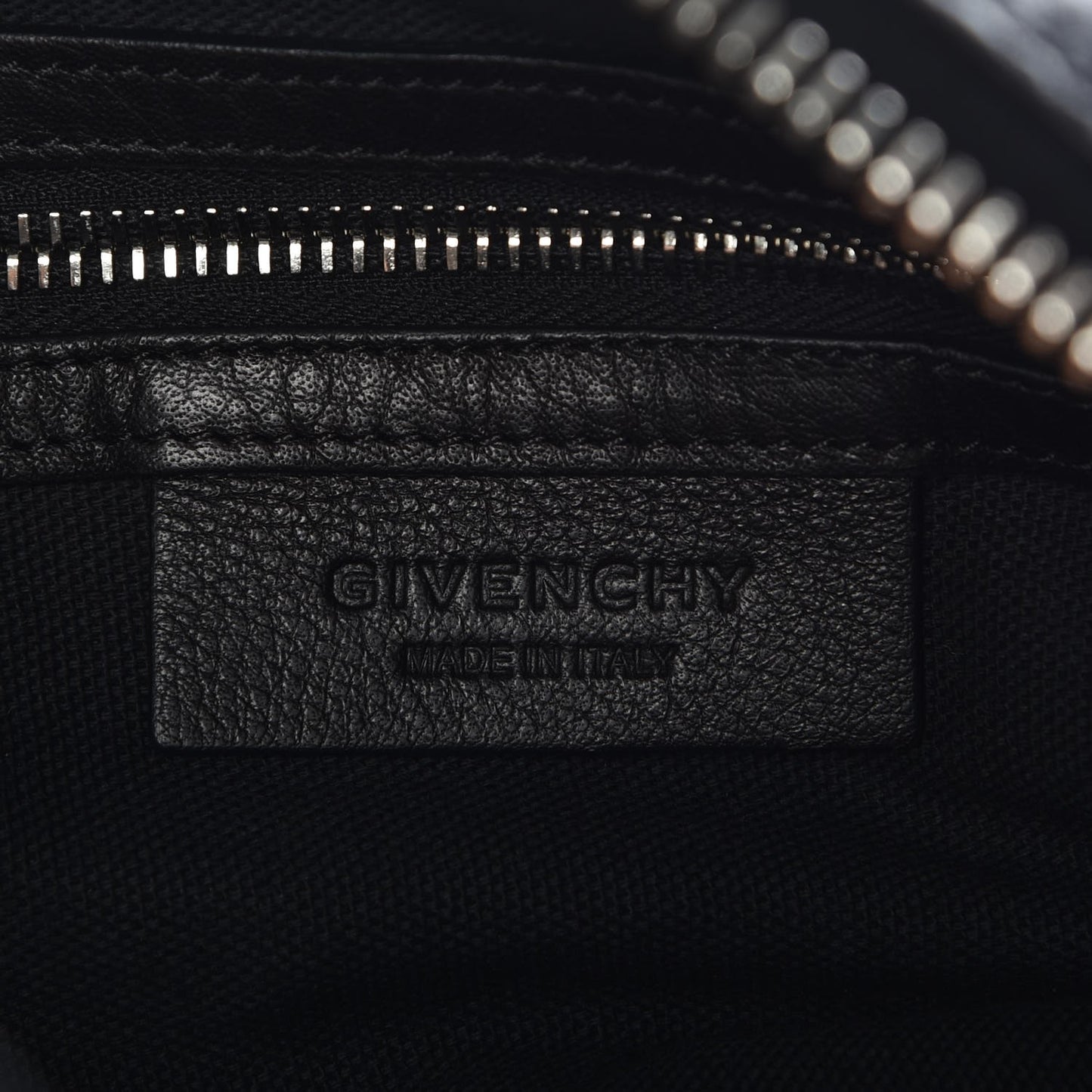 Waxed Calfskin Micro Nightingale Black