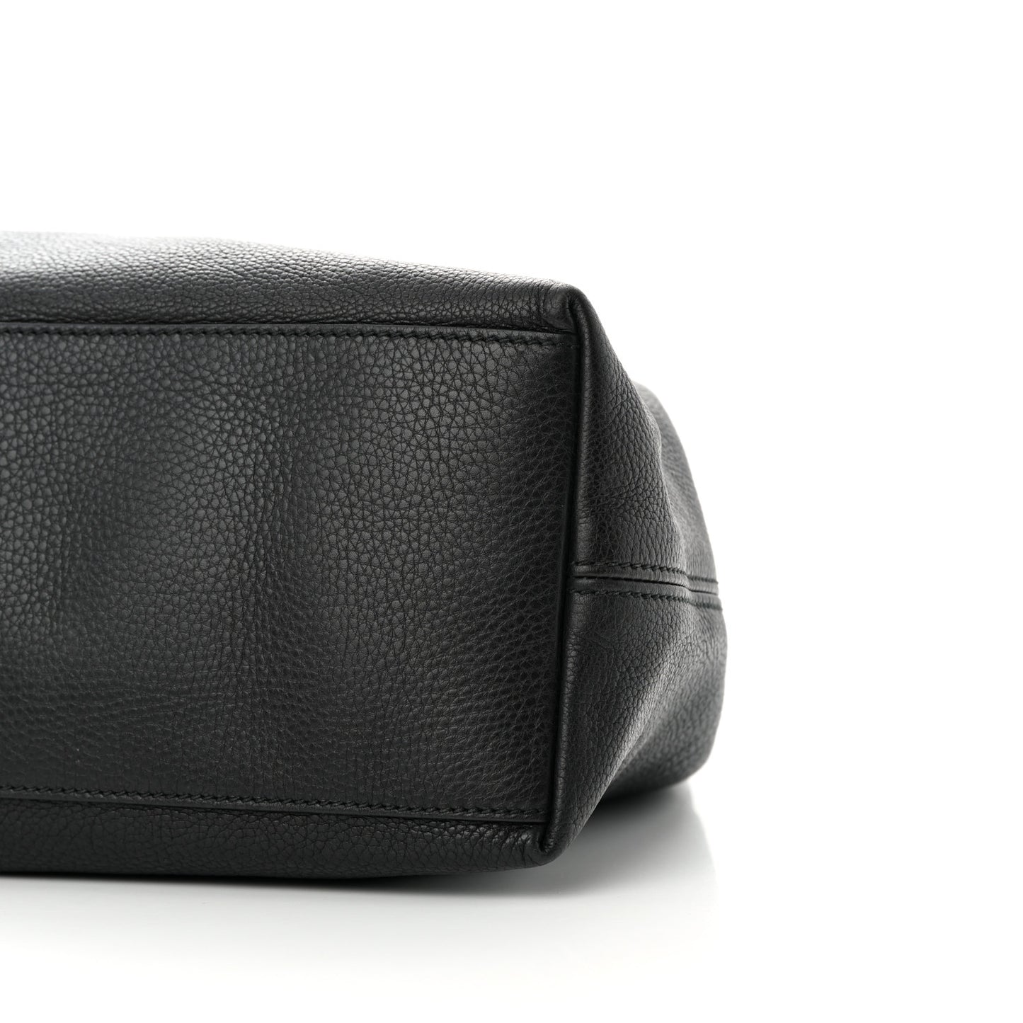 Pebbled Calfskin Medium Soho Chain Shoulder Bag Black