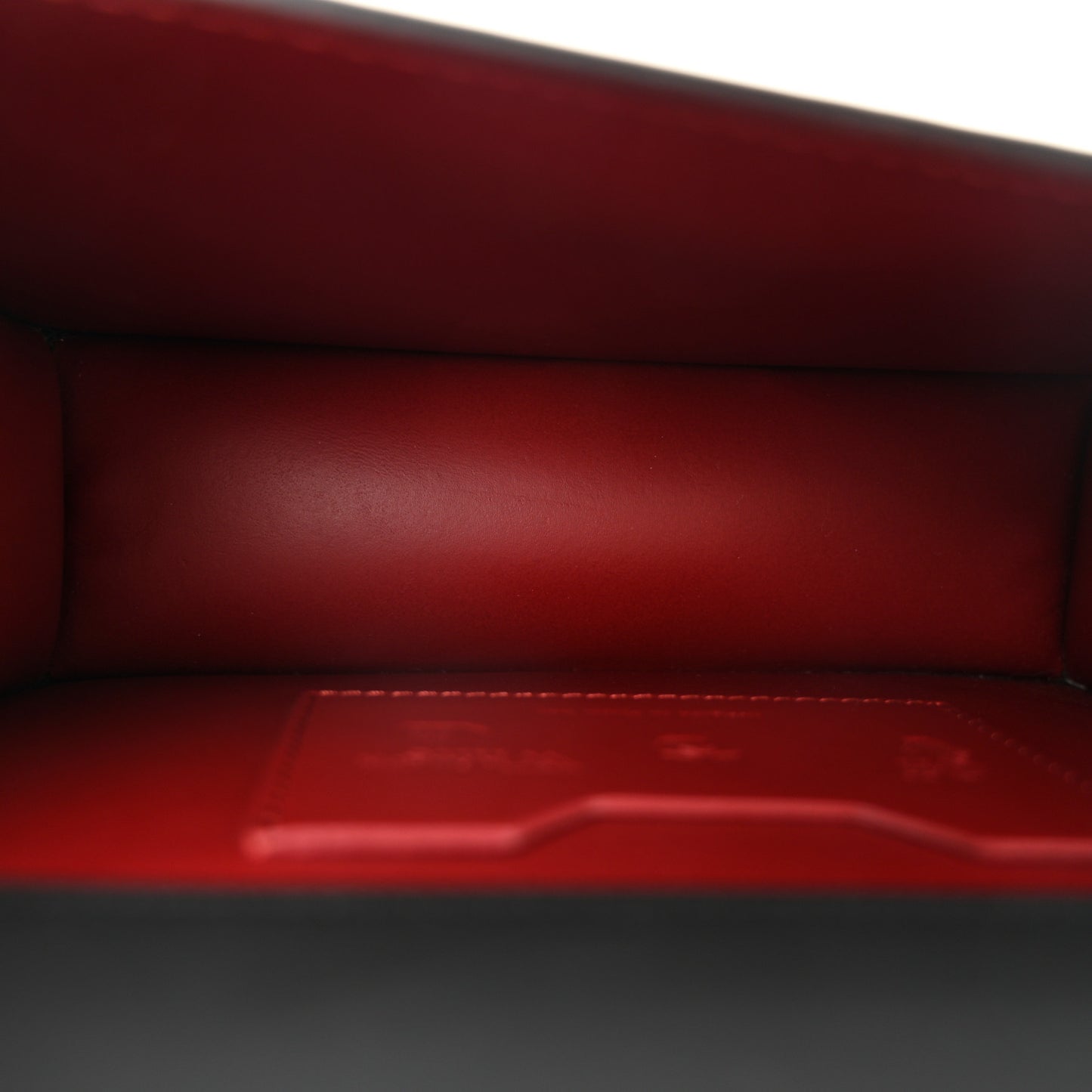 Calfskin Diagonal Quilted Jitney 2.0 Crossbody Bag Black