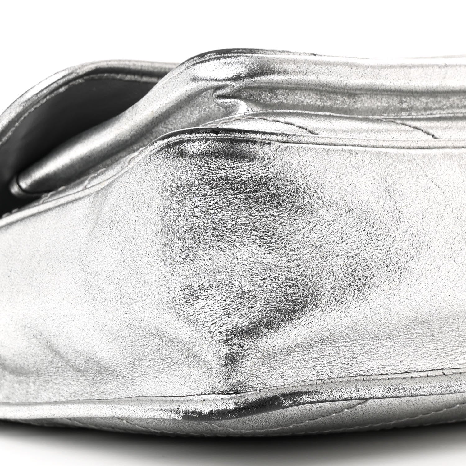 Saint Laurent Metallic Lambskin Matelasse Monogram Medium Niki Chain Satchel Argento 10 of 19