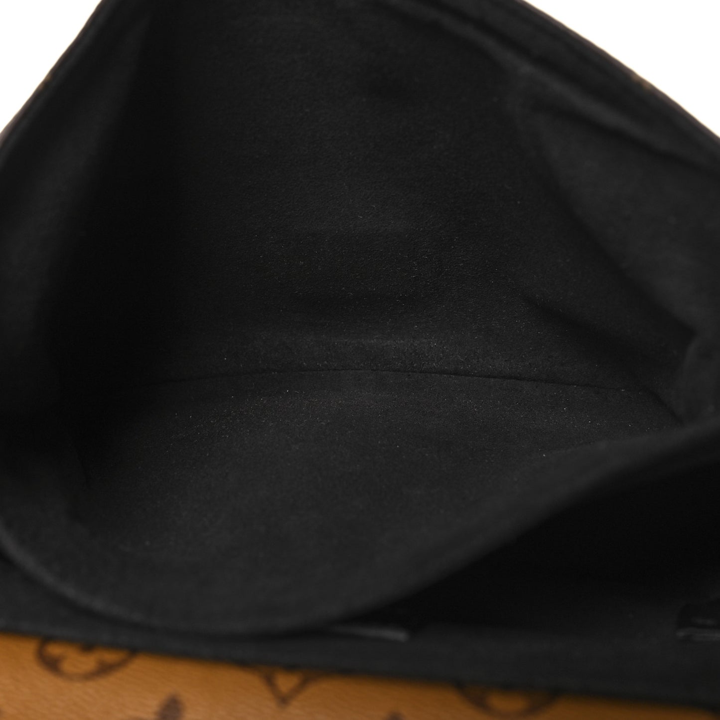 Reverse Monogram Pochette Metis