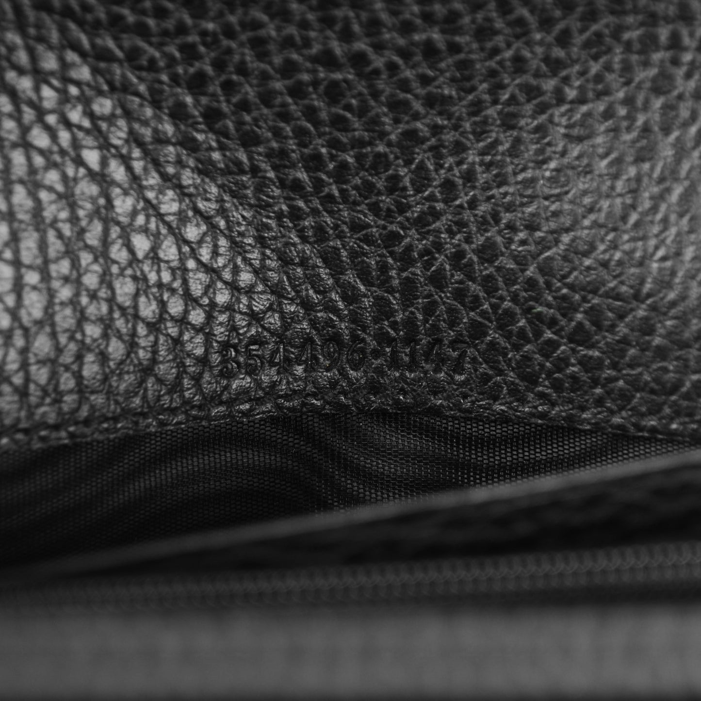 Dollar Calfskin Swing Continental Wallet Black