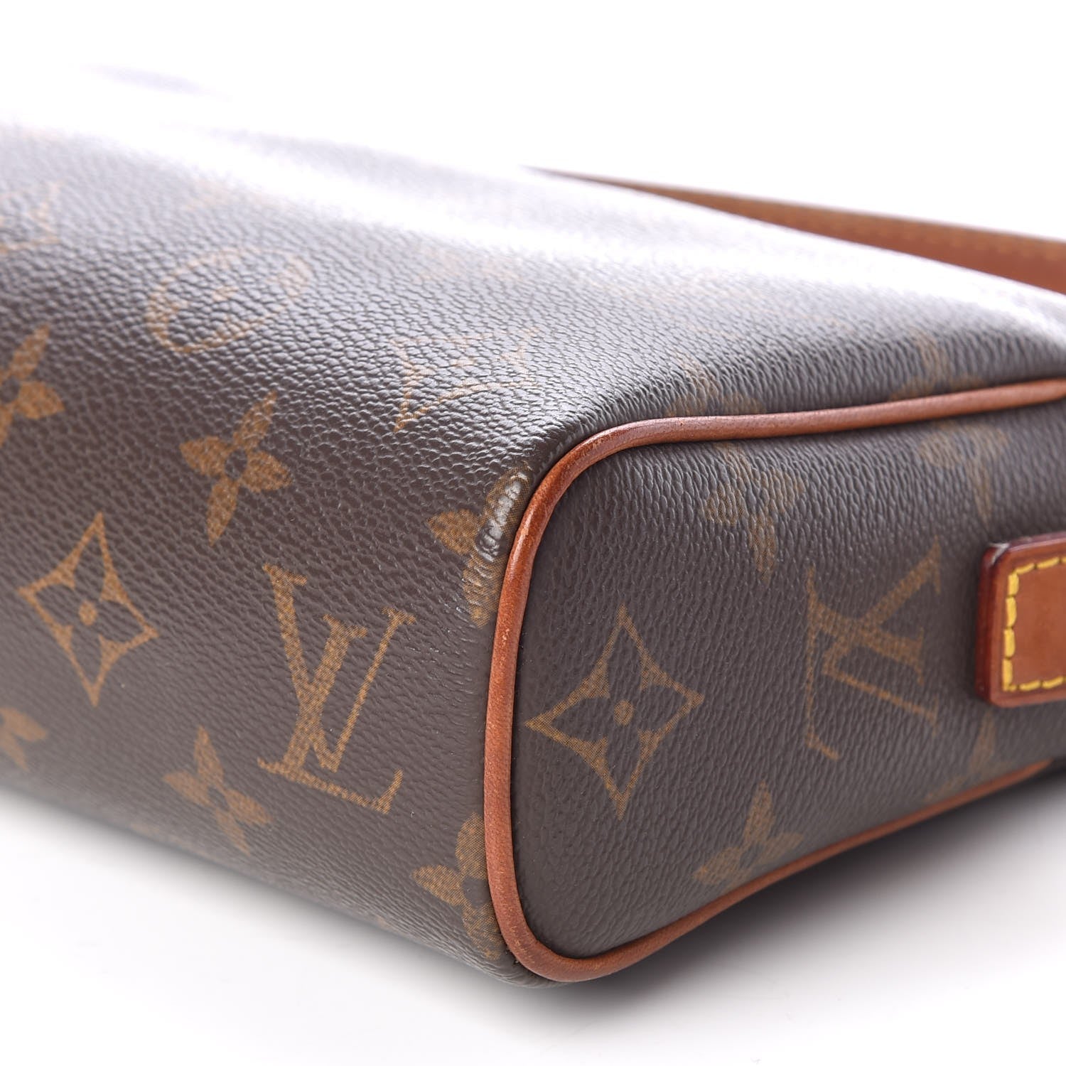 Louis Vuitton Monogram Recital 11 of 11