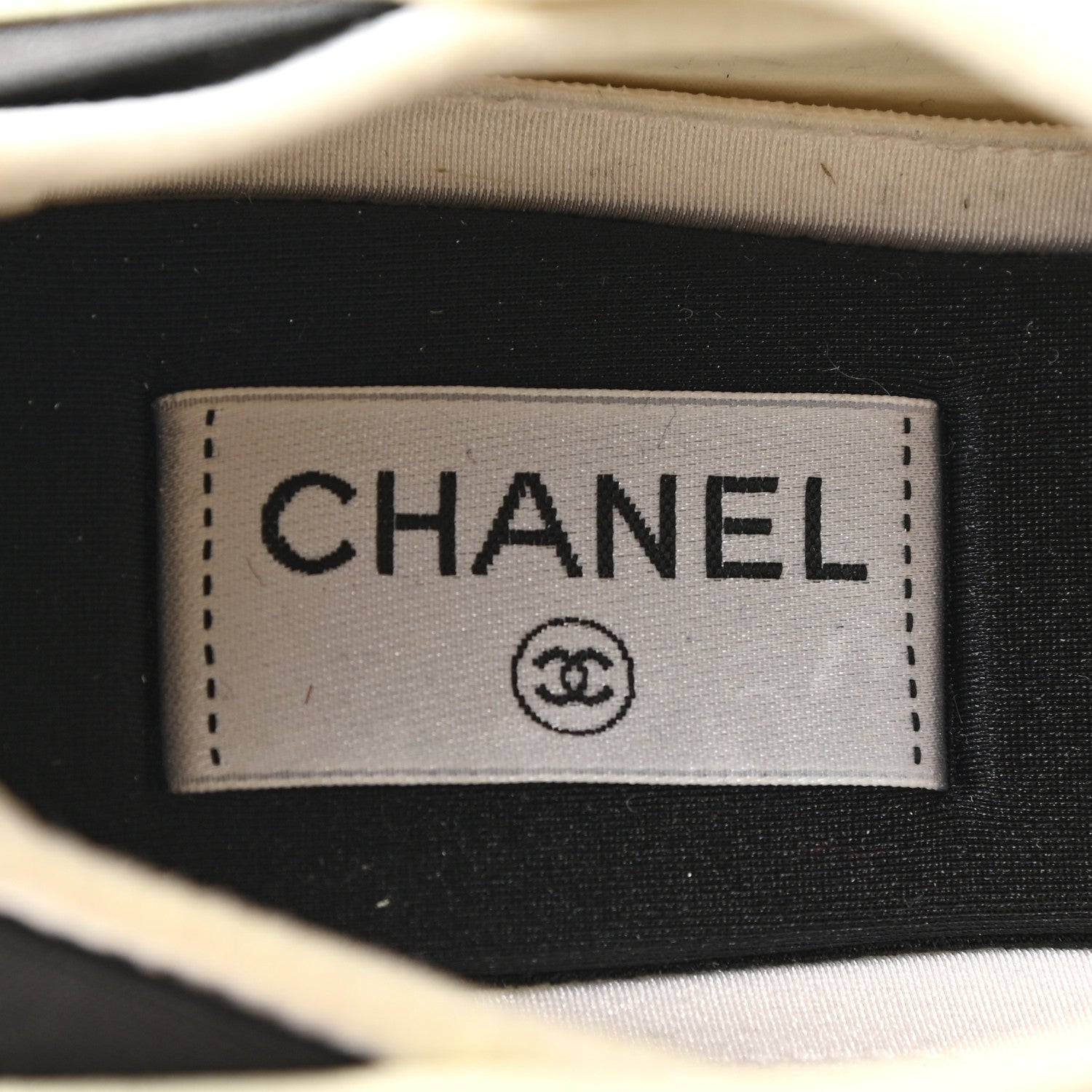Chanel Velvet Calfskin Mixed Fibers CC Sneakers 40 Ivory Black 7 of 9