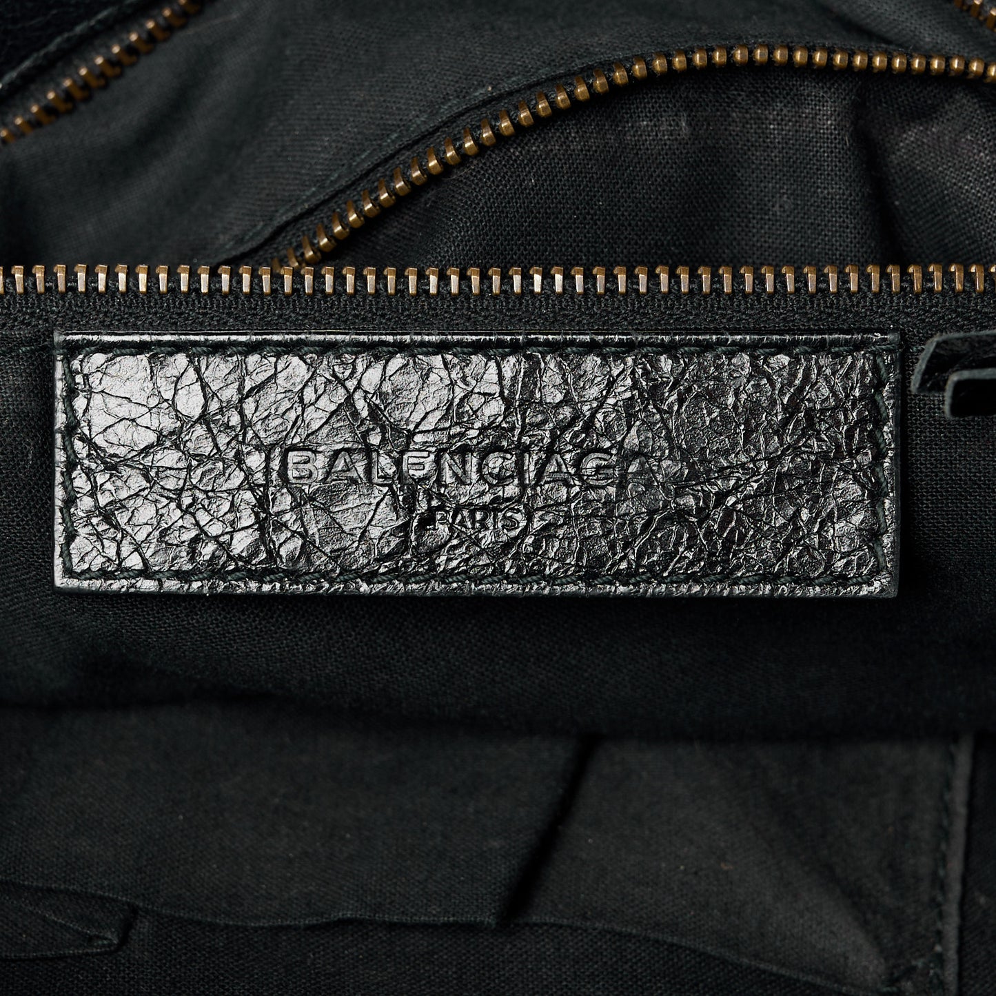 Agneau Classic Hardware Town Black