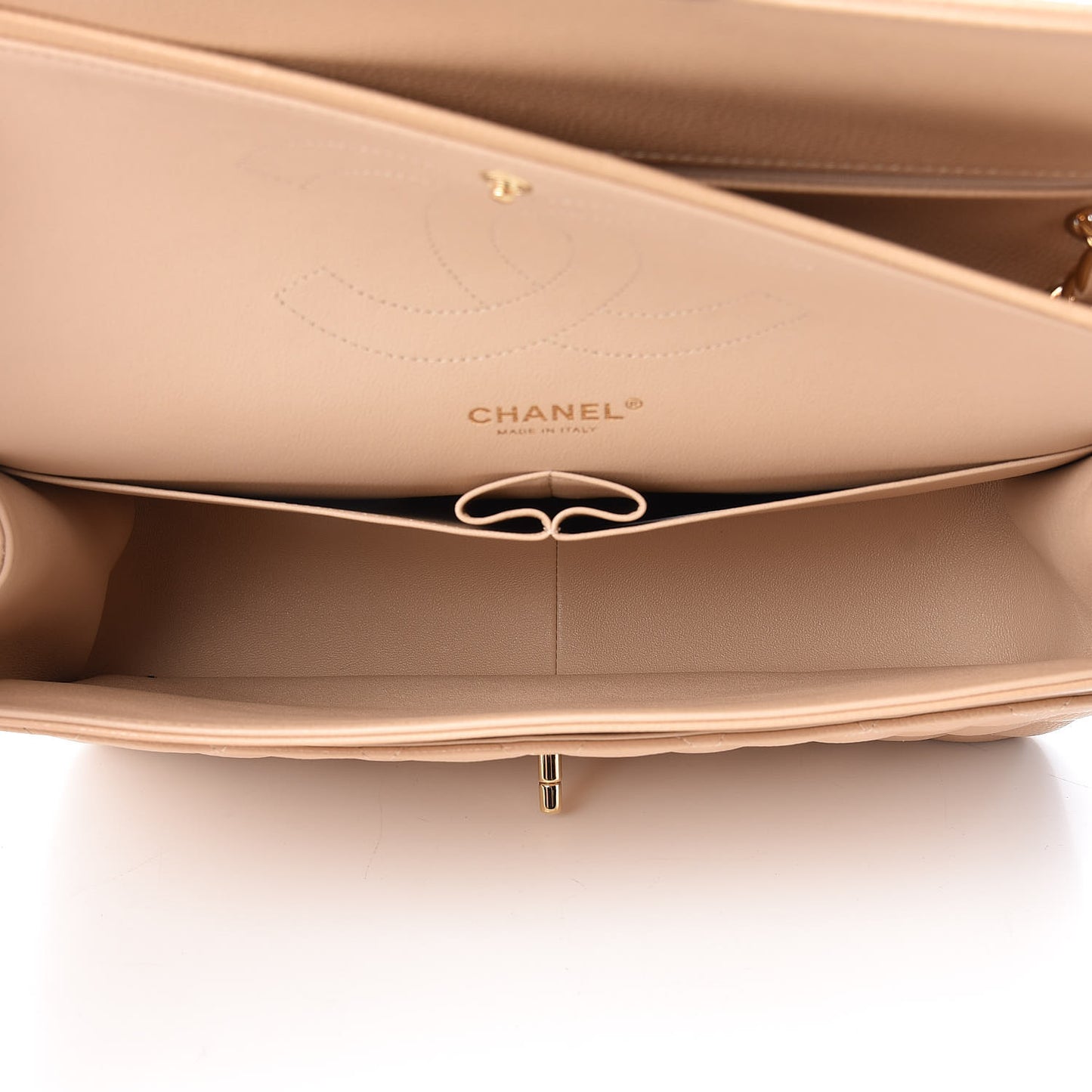 Caviar Quilted Jumbo Double Flap Beige Clair