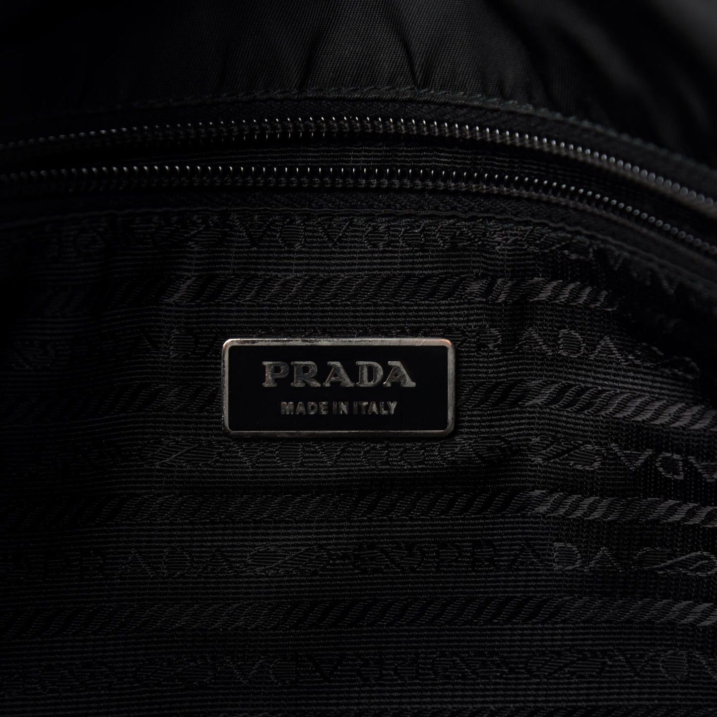 Tessuto Nylon Saffiano Messenger Bag Black