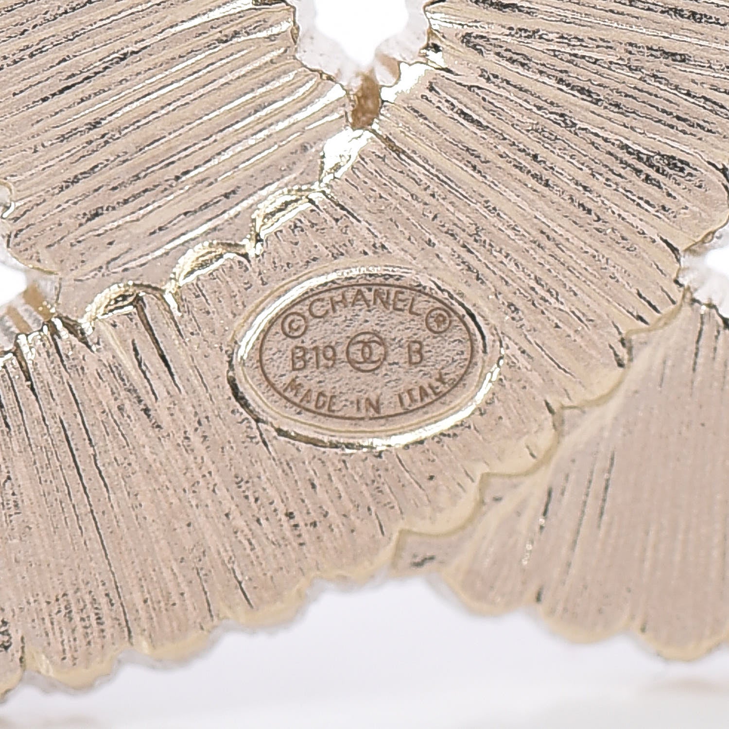 Chanel Pearl Crystal Lace Camellia CC Brooch Gold 4 of 5