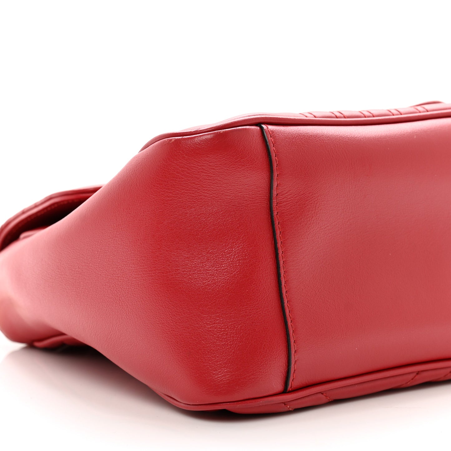 Calfskin Matelasse Small GG Marmont Top Handle Shoulder Bag Hibiscus Red