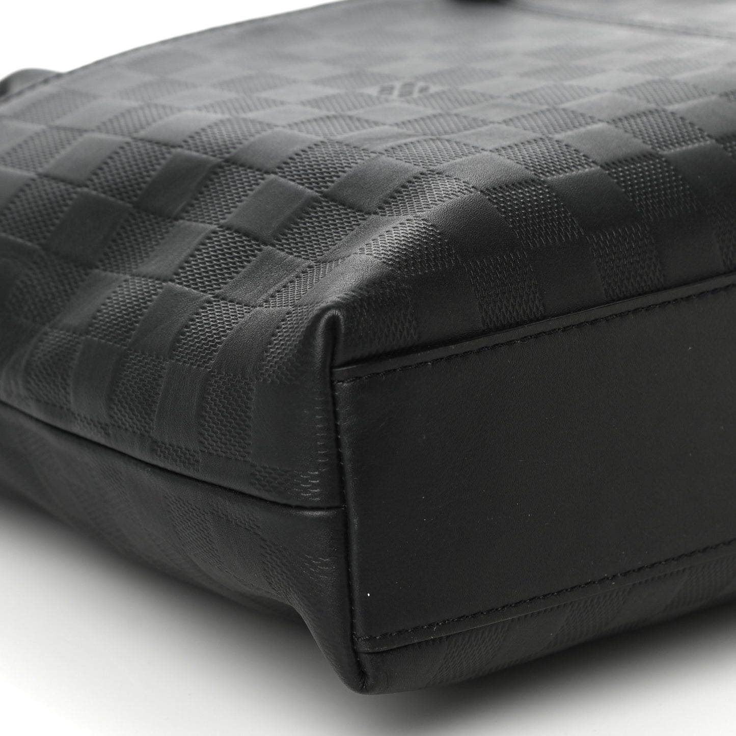 Damier Infini 7 Days A Week Onyx