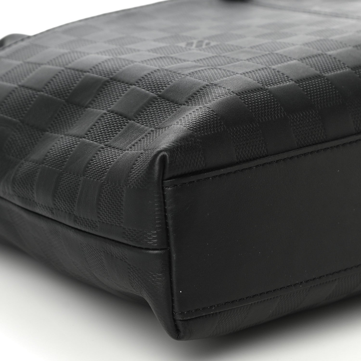 Louis Vuitton Damier Infini 7 Days A Week Onyx 7 of 8