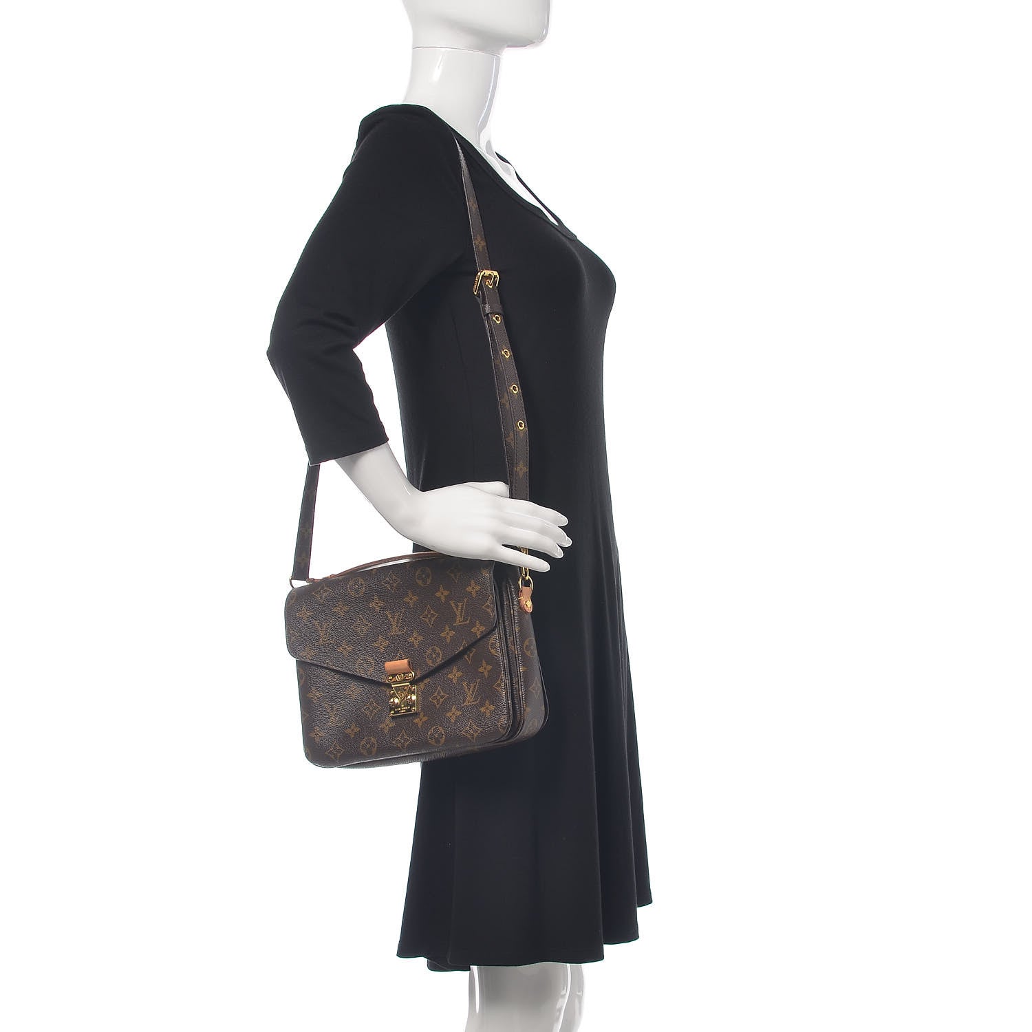 Louis Vuitton Monogram Pochette Metis 2 of 12