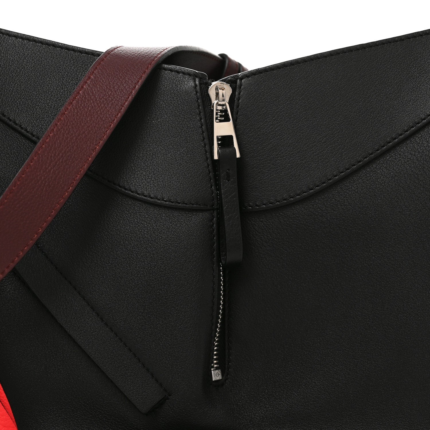 Loewe Calfskin Circle Medium Hammock Shoulder Bag Black Red 7 of 9