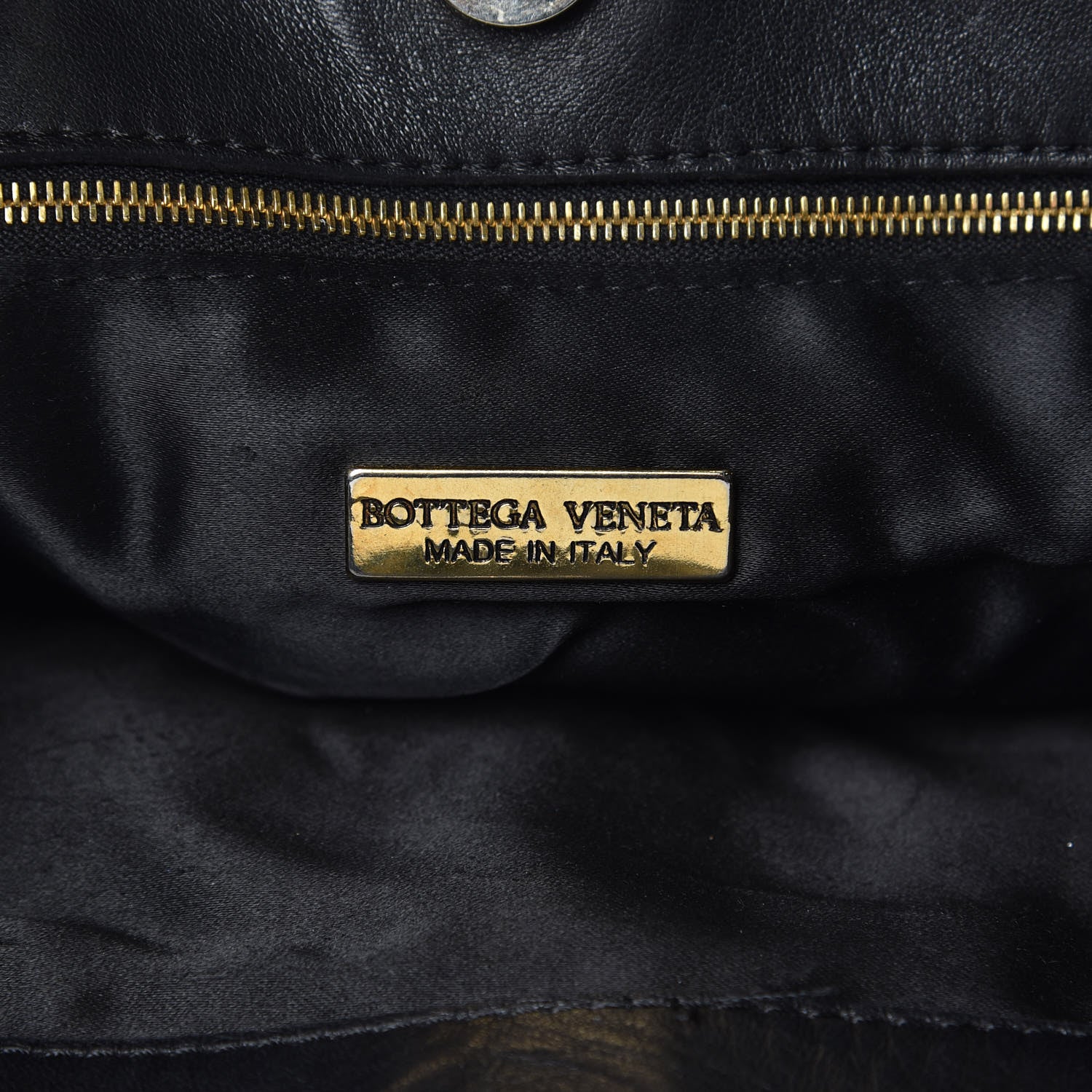 Bottega Veneta Nappa Intrecciato Drawstring Bucket Bag Black 6 of 11