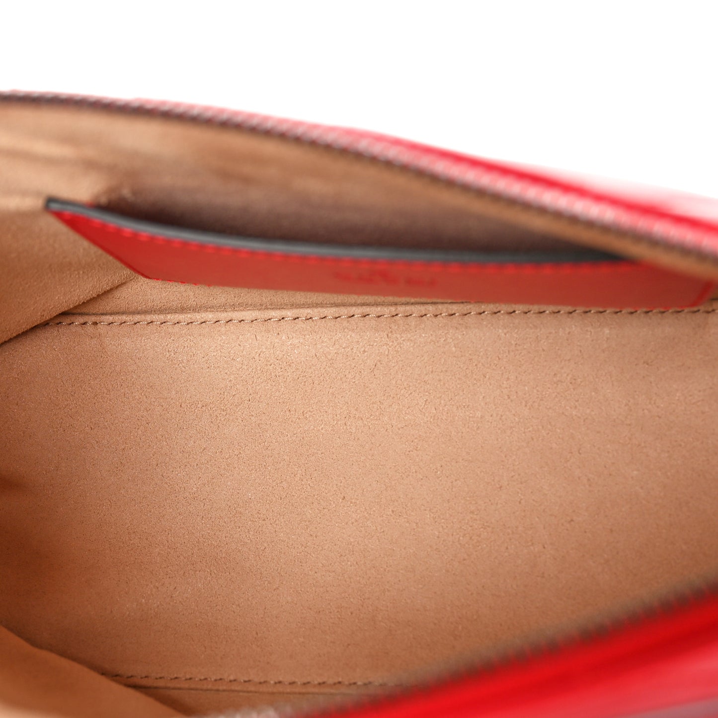 Calfskin Matelasse Chevron GG Marmont Sling Shoulder Bag Rosso