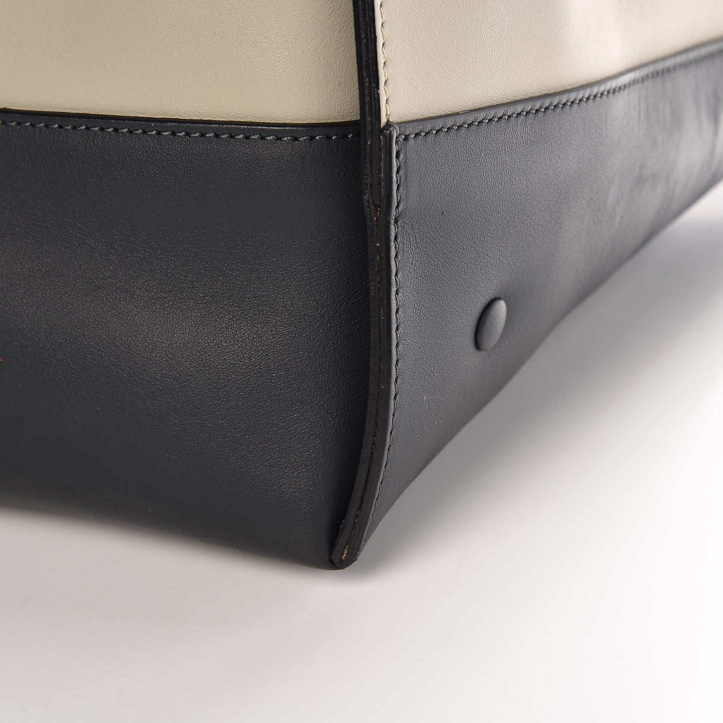 Smooth Calfskin Baylee Tote Beige Black