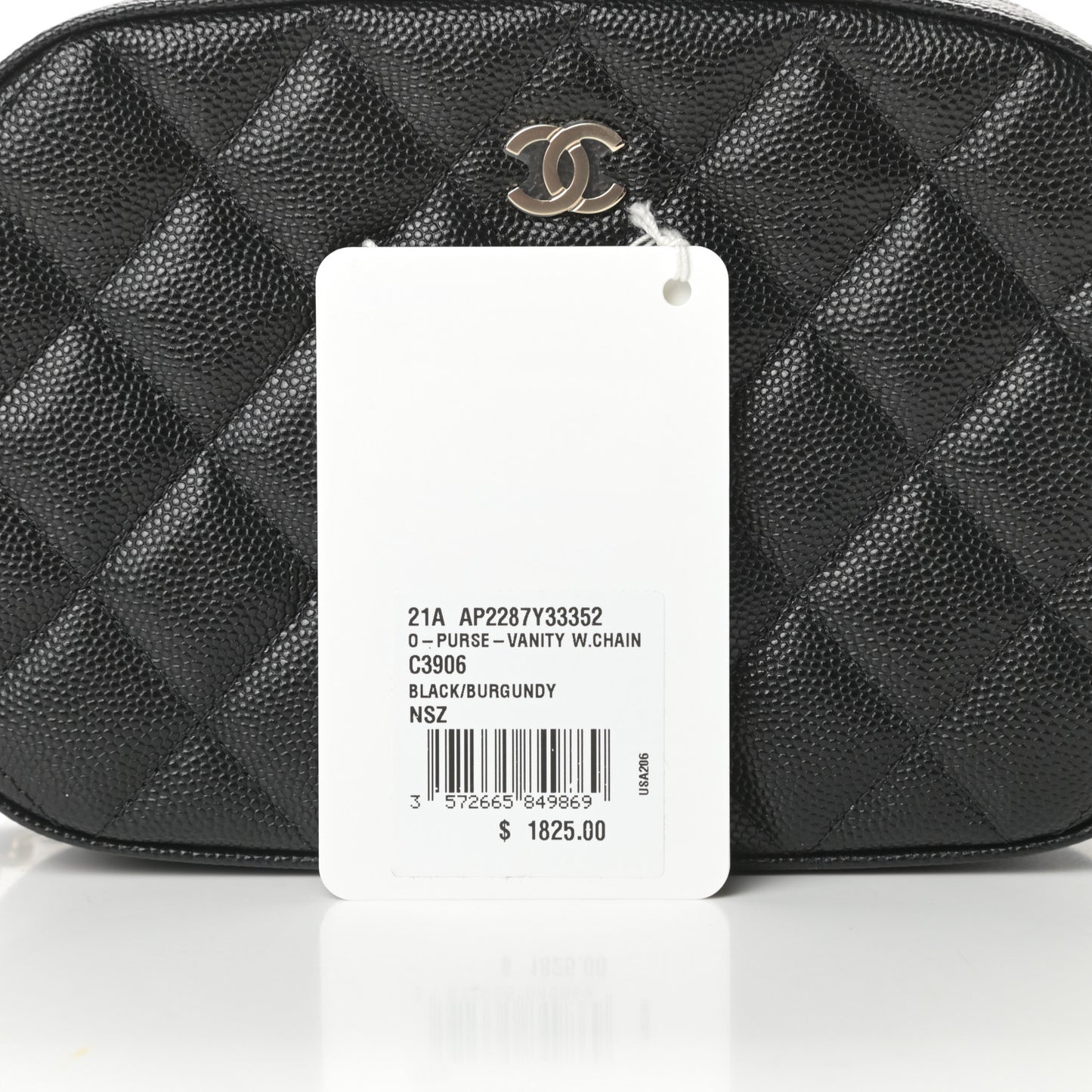 Caviar Quilted Vanity With Chain Black
