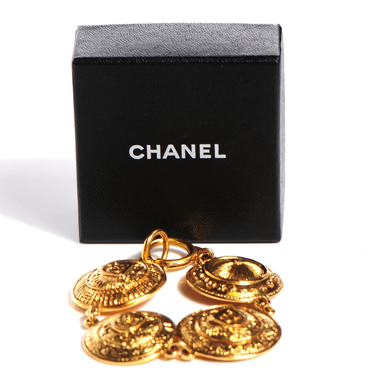 Medallion Bracelet Gold