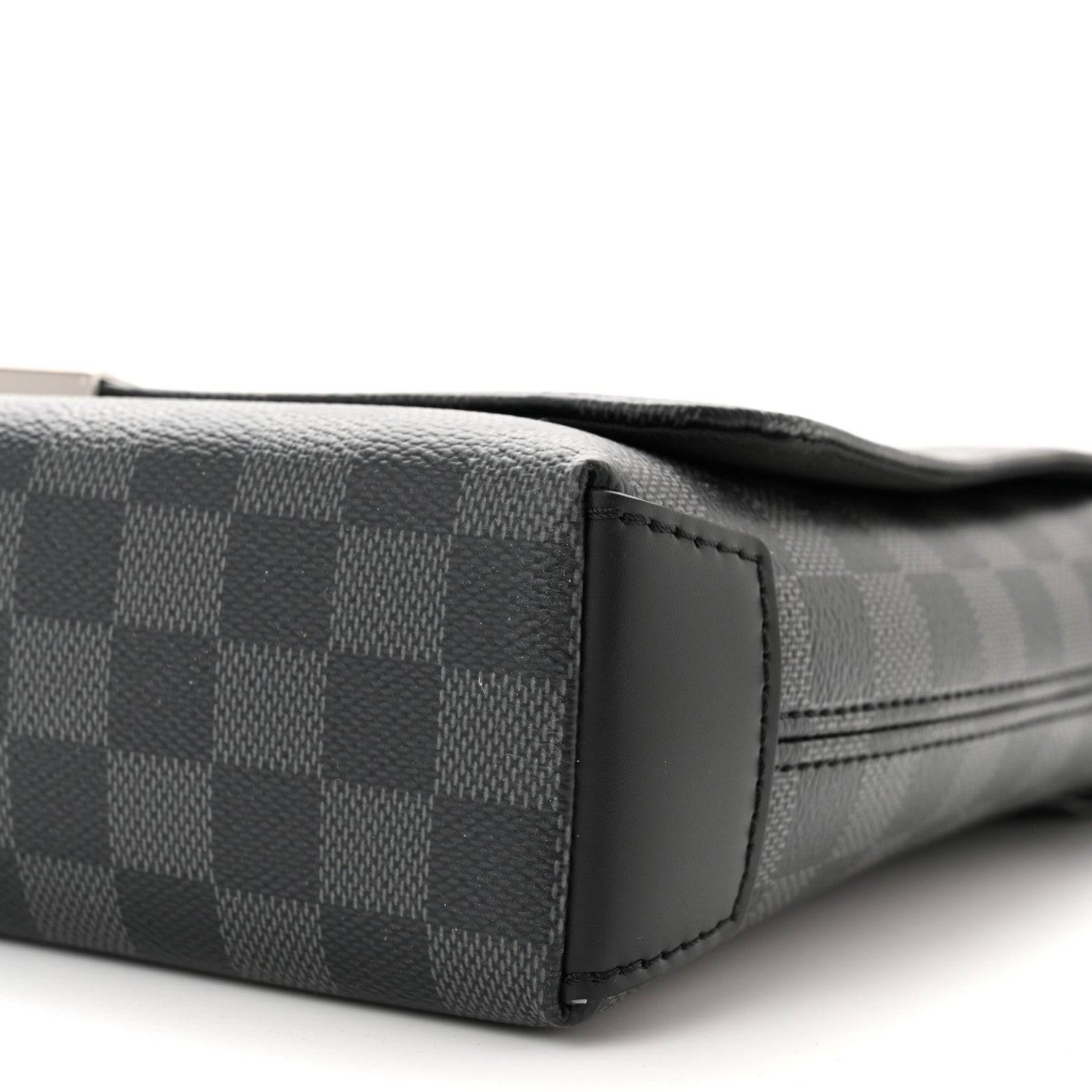 Louis Vuitton Damier Graphite District PM 9 of 9