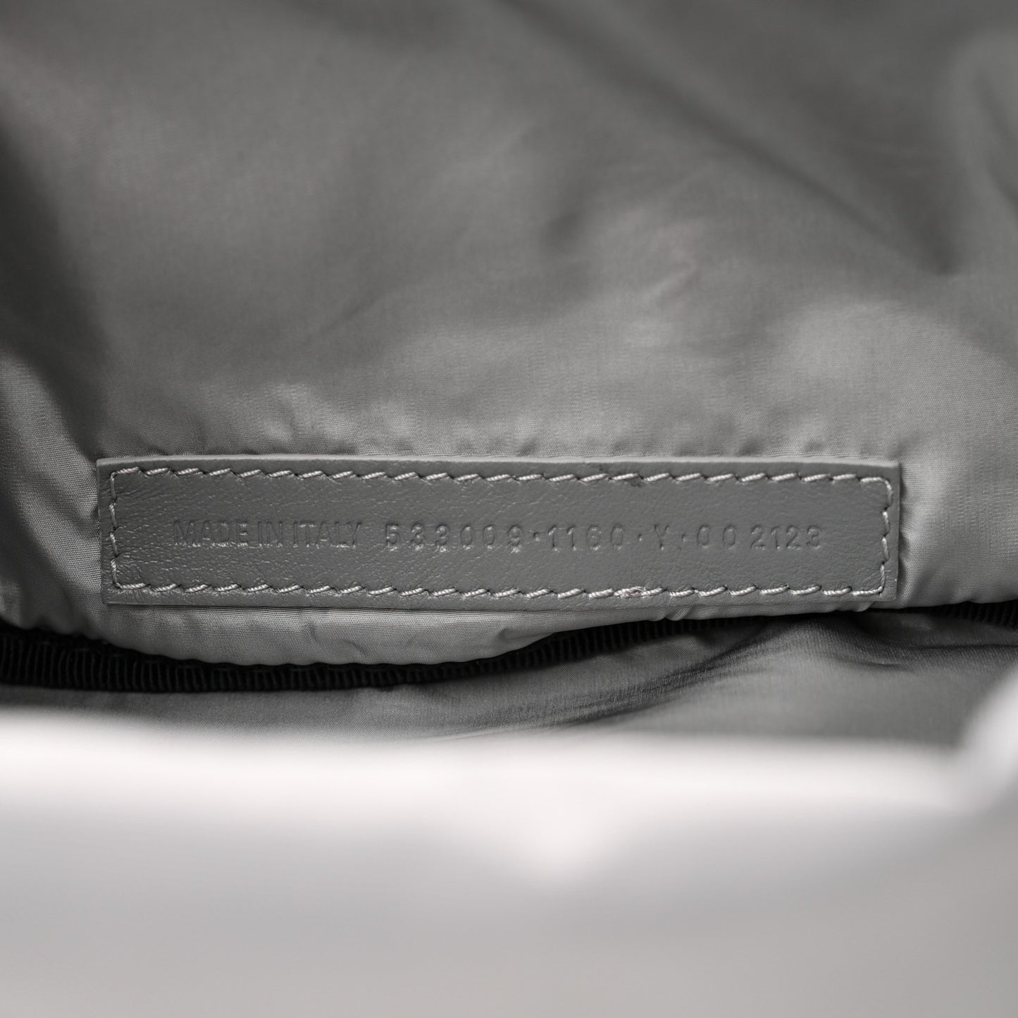 Textured Sport Nylon Logo Embroidered Wheel Beltpack Grey White