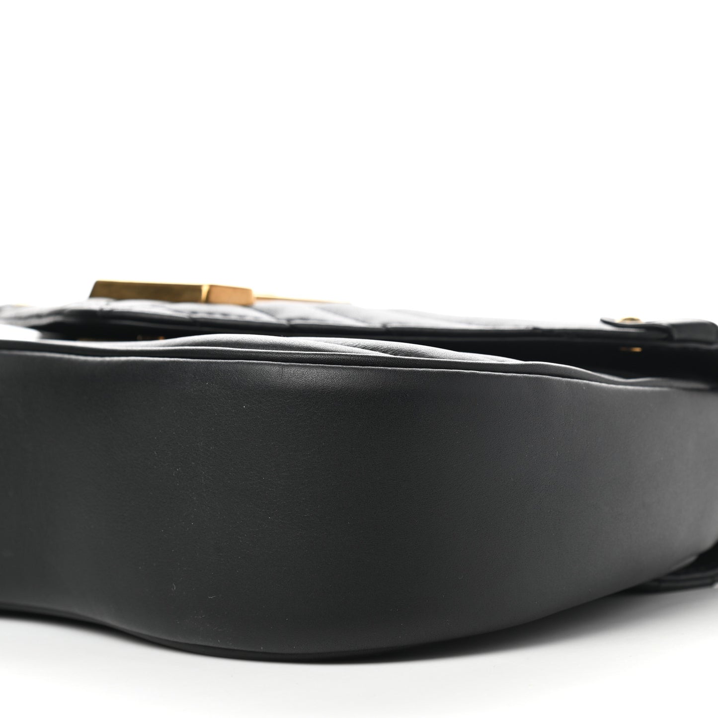 Calfskin New Wave Chain MM Black