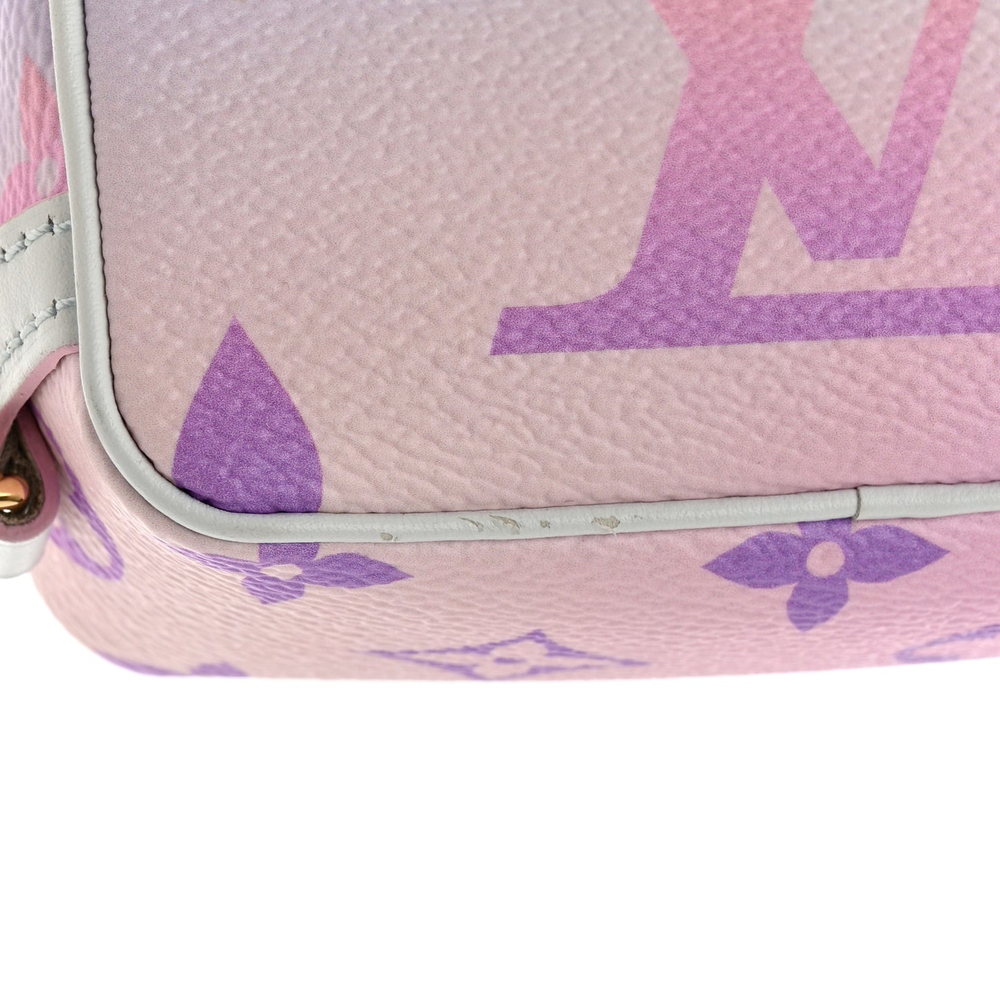 Monogram Giant Spring In The City Wapity Case Sunrise Pastel