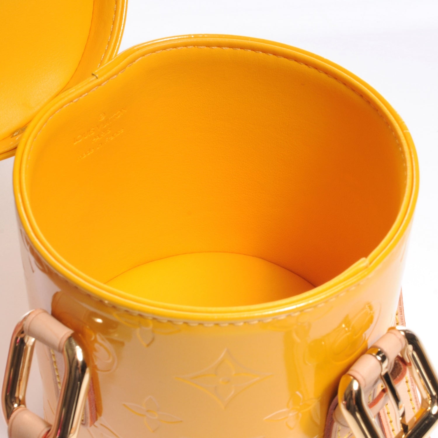【新品】ルイヴィトン　アスタープレイス Louis Vuitton Vernis Astor Place Mango 46643 – FASHIONPHILE