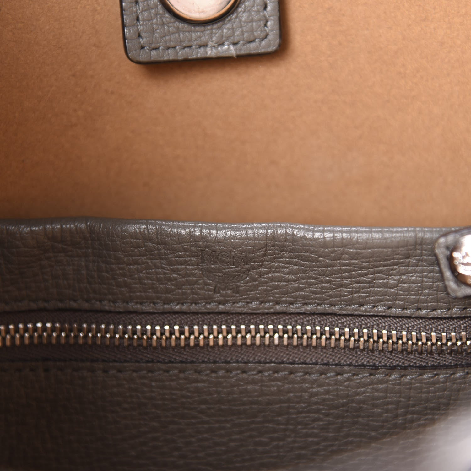 MCM Grained Calfskin Sarah Medium Visetos Hobo Grey 14 of 15