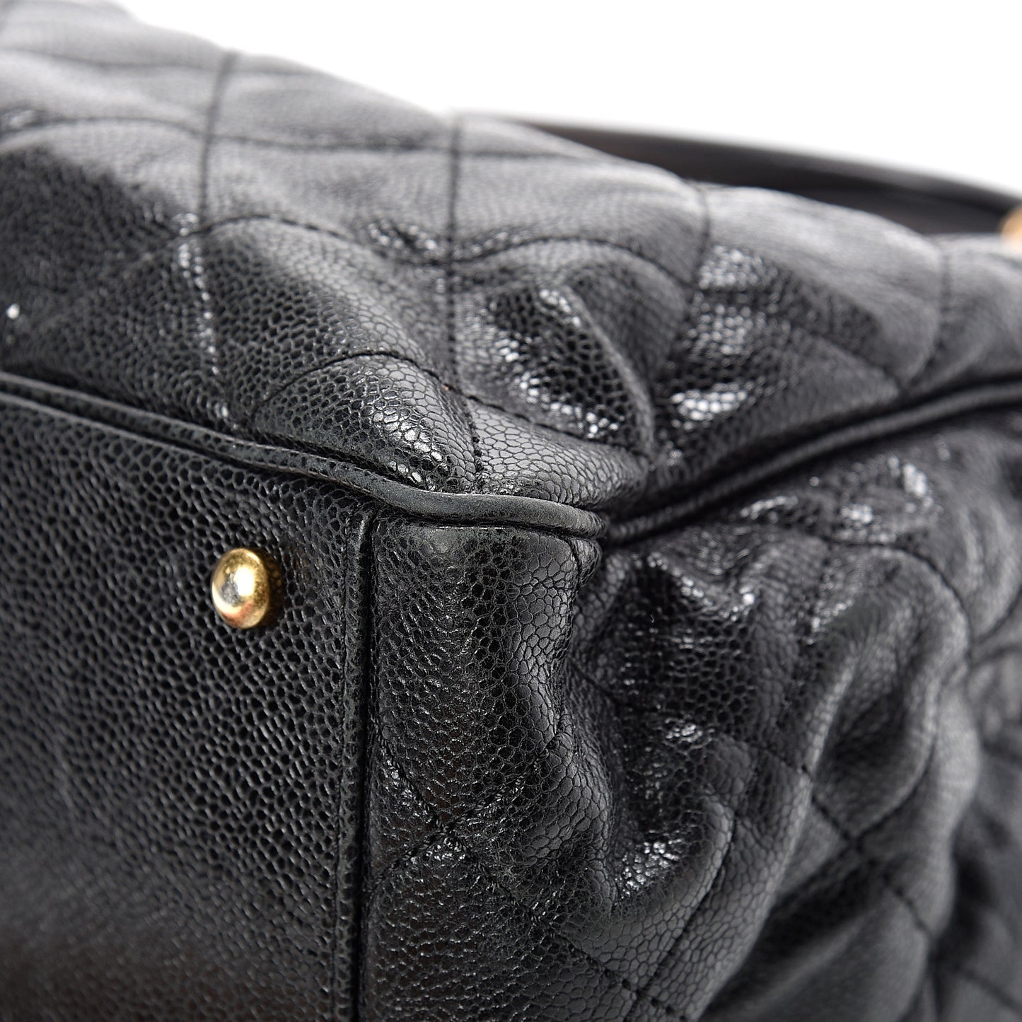 Crumpled Grained Calfskin Quilted CC Crave Tote Black