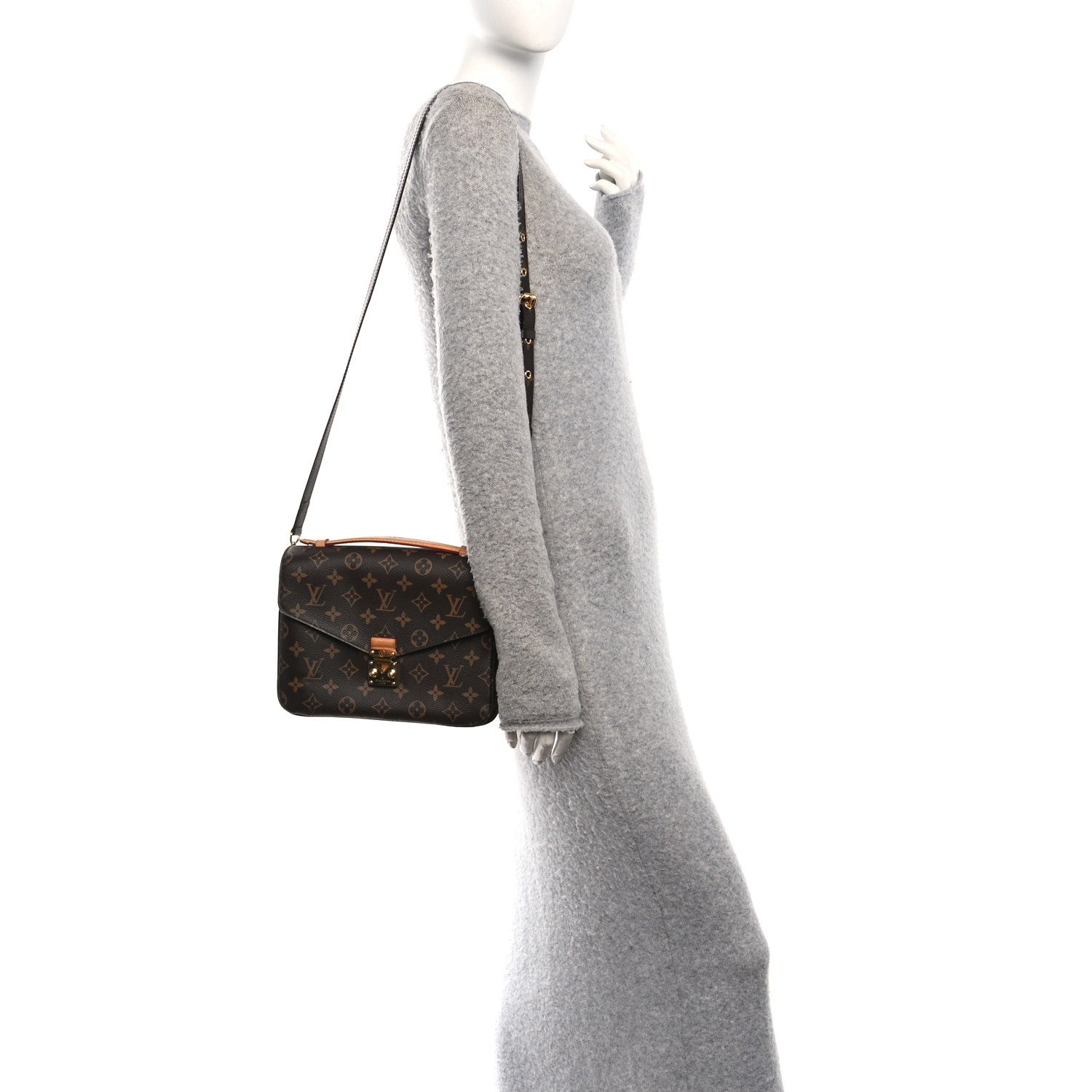 Louis Vuitton Monogram Pochette Metis 2 of 11