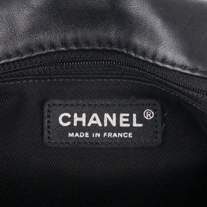 Chanel Lambskin Stitched Messenger Bag Black 7 of 9