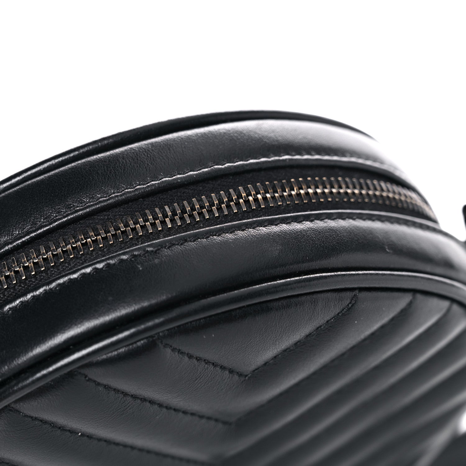 Saint Laurent Calfskin Matelasse Chevron Round Vinyle Camera Bag Black 10 of 17