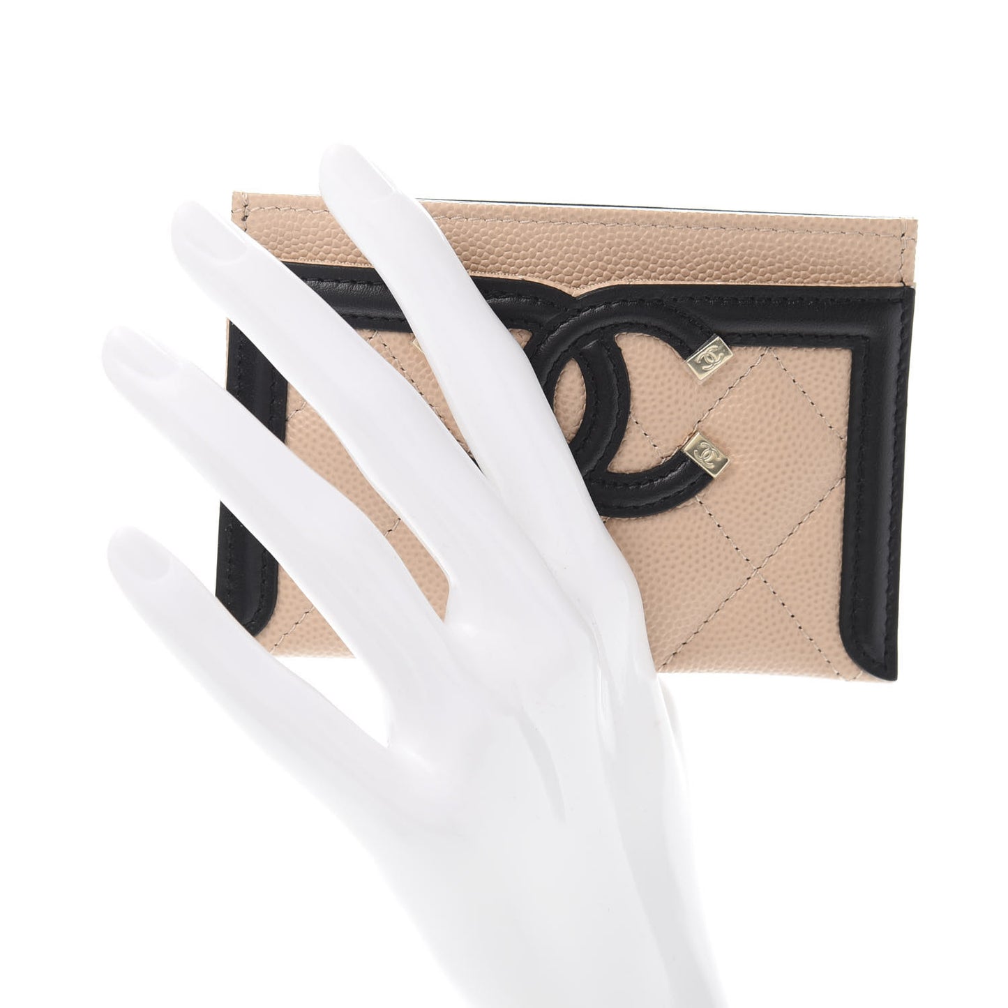 Caviar Quilted Filigree Card Holder Beige Black