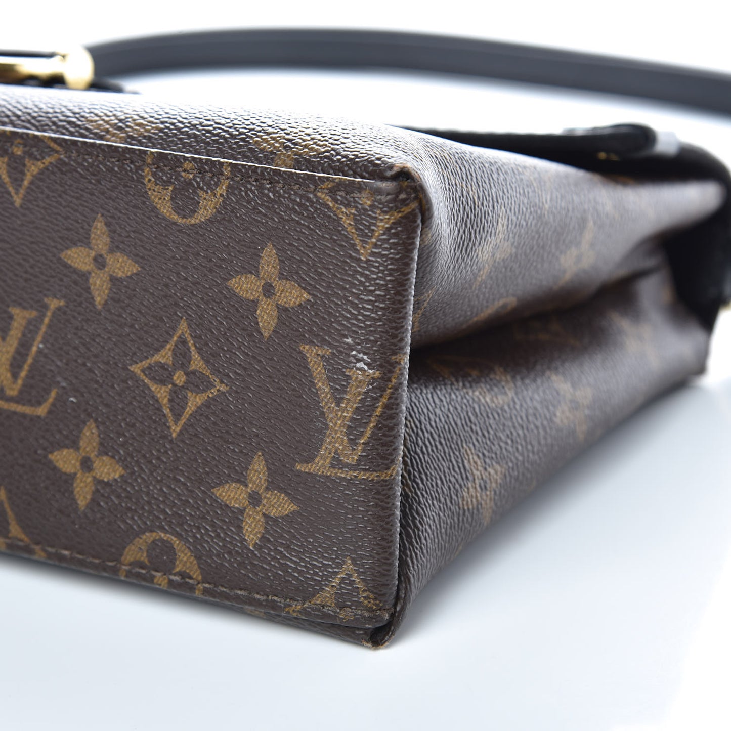 Epi Monogram Saint Michel Black