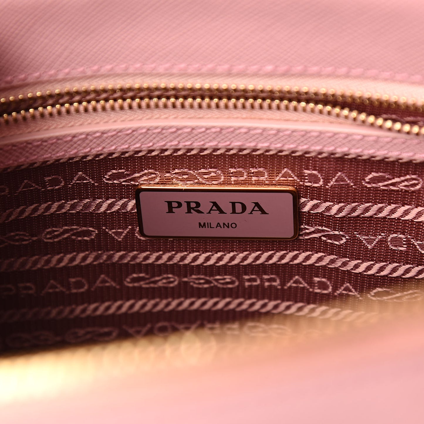 Saffiano Lux Small Promenade Tote Pesco
